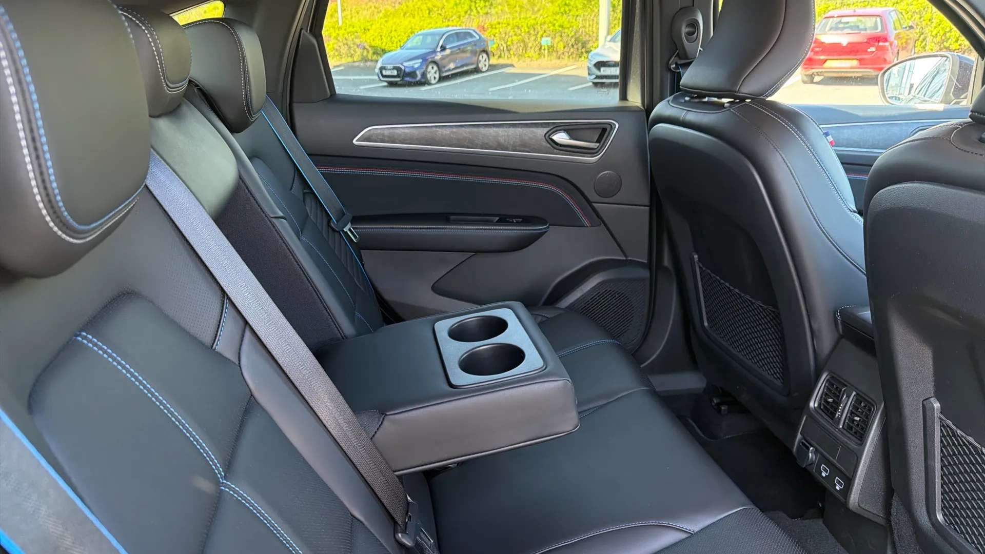 2024 RENAULT ARKANA 2024 RENAULT ARKANA