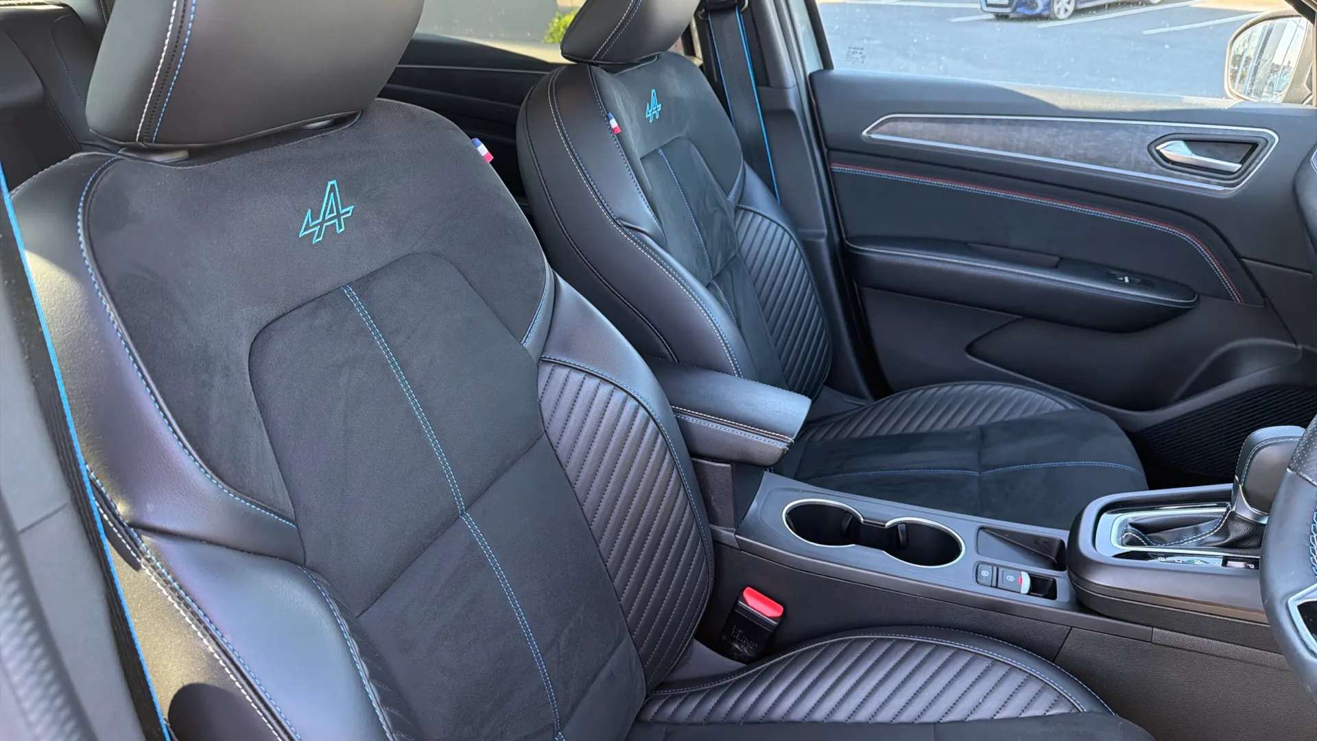 2024 RENAULT ARKANA 2024 RENAULT ARKANA