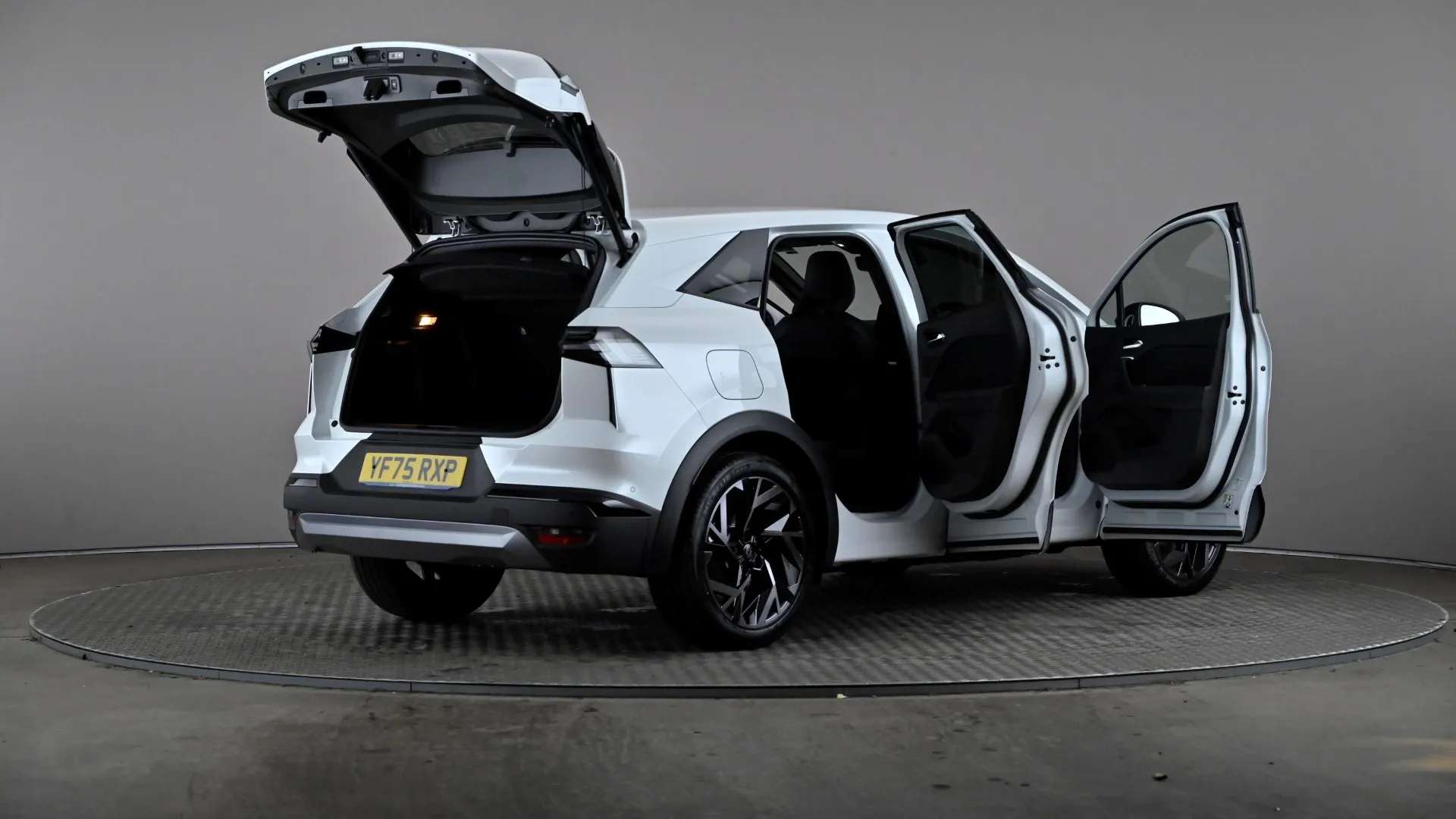 2025 RENAULT SYMBIOZ 2025 RENAULT SYMBIOZ