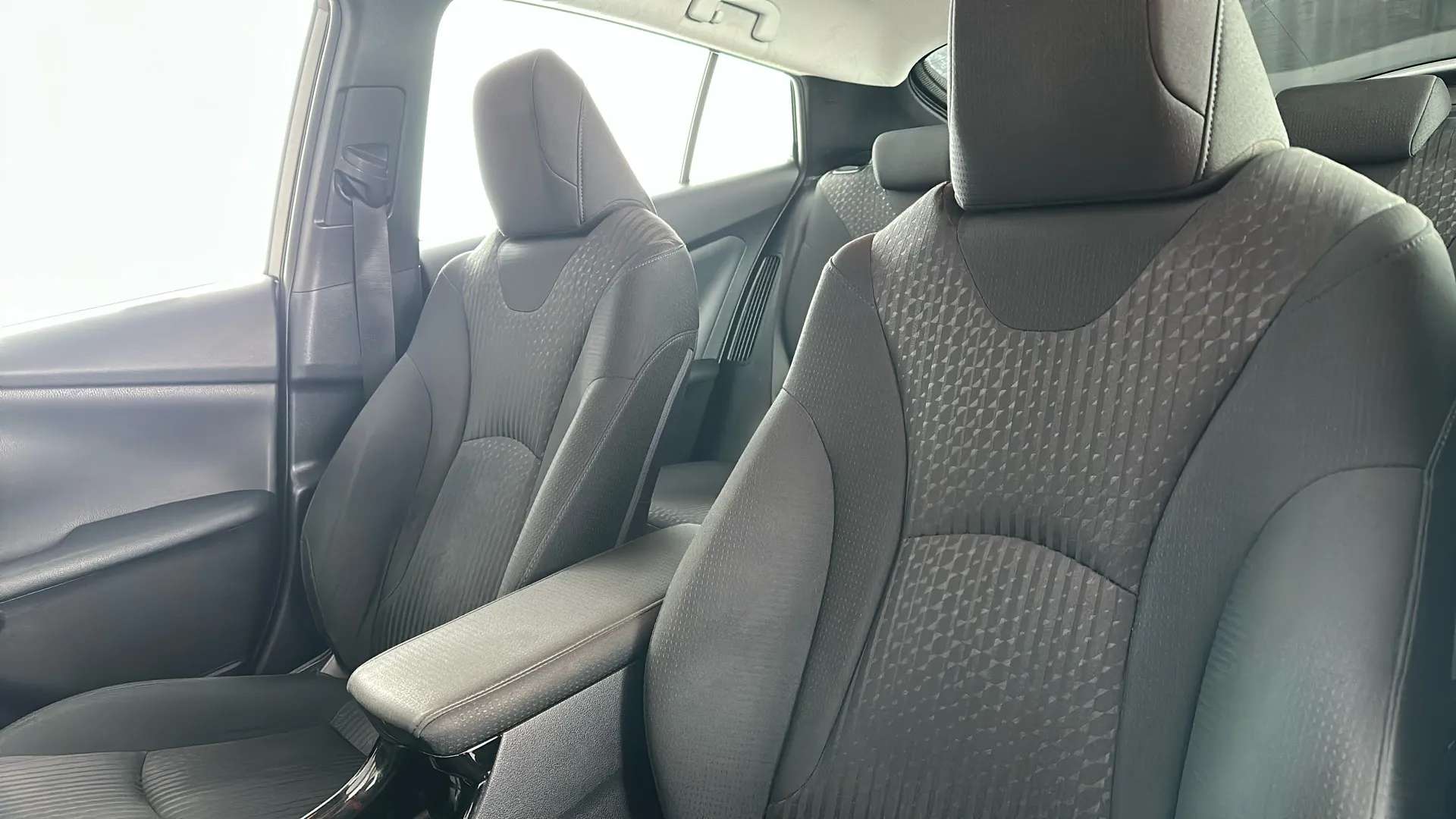 2018 TOYOTA PRIUS 2018 TOYOTA PRIUS