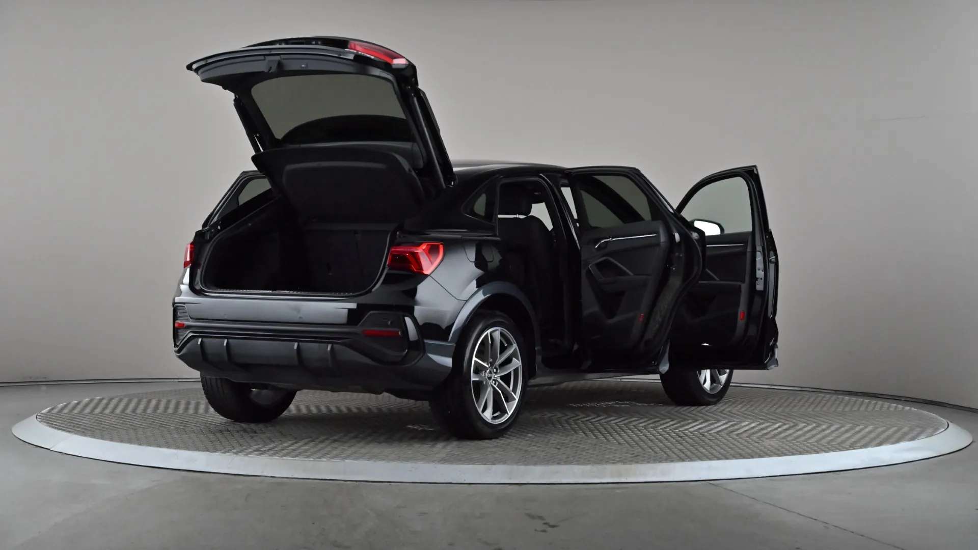 2021 AUDI Q3 2021 AUDI Q3