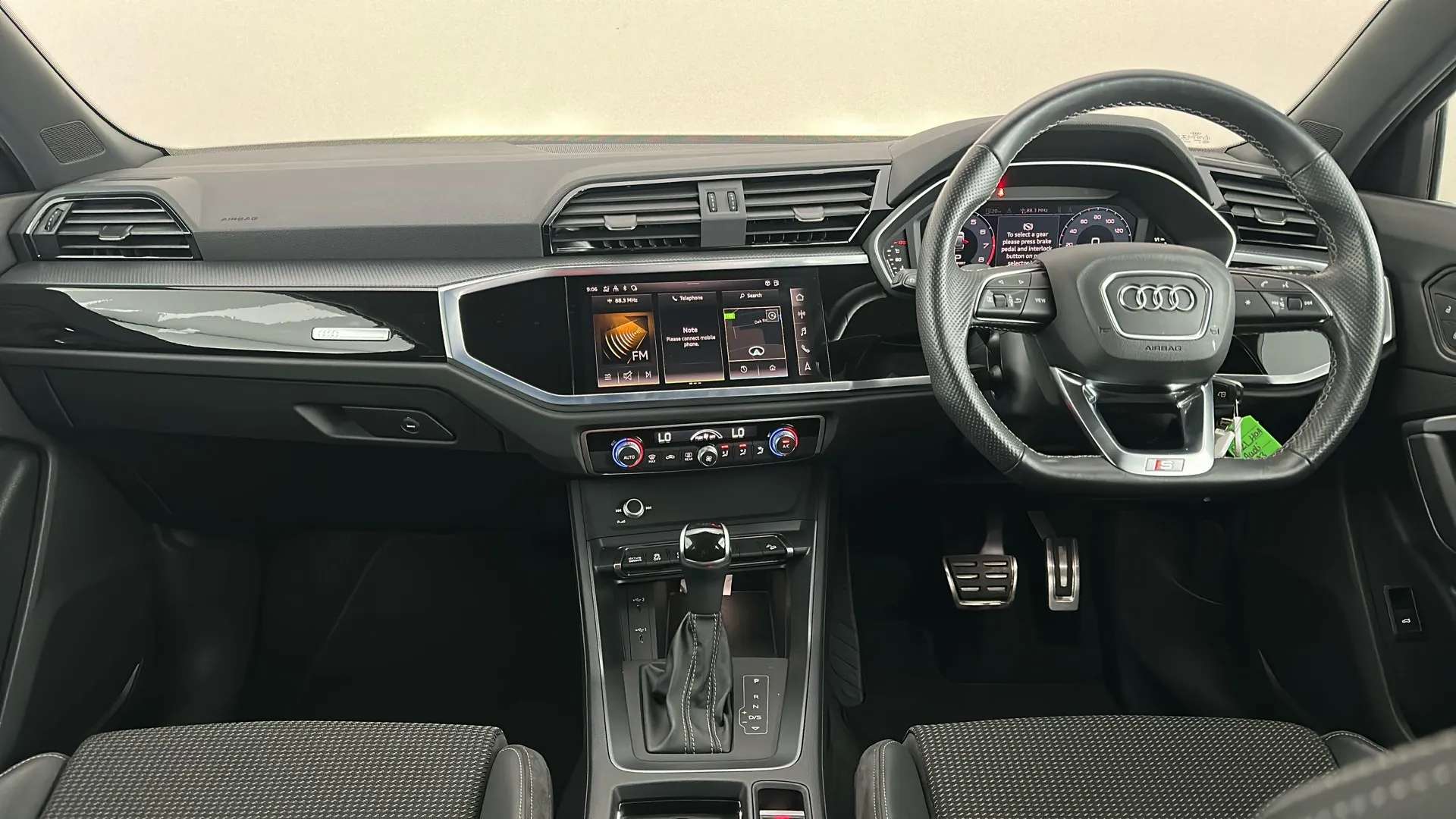 2021 AUDI Q3 2021 AUDI Q3