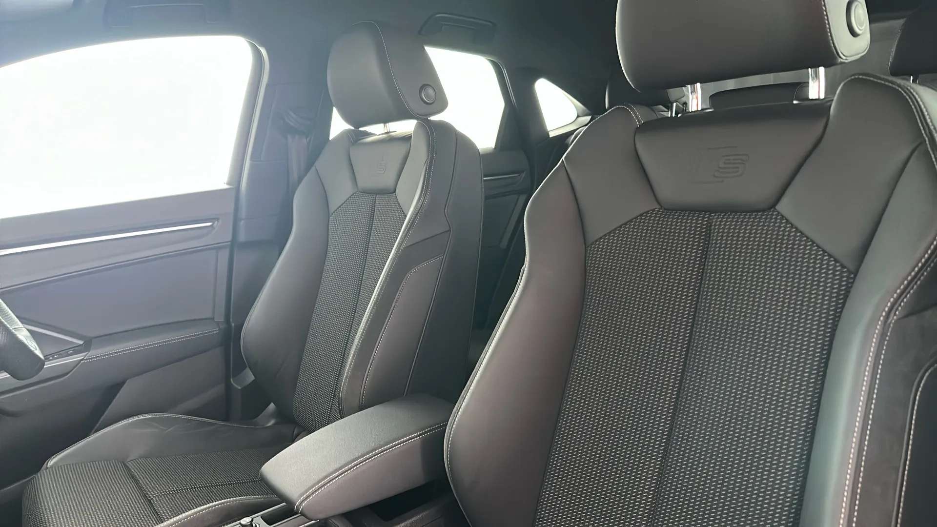 2021 AUDI Q3 2021 AUDI Q3