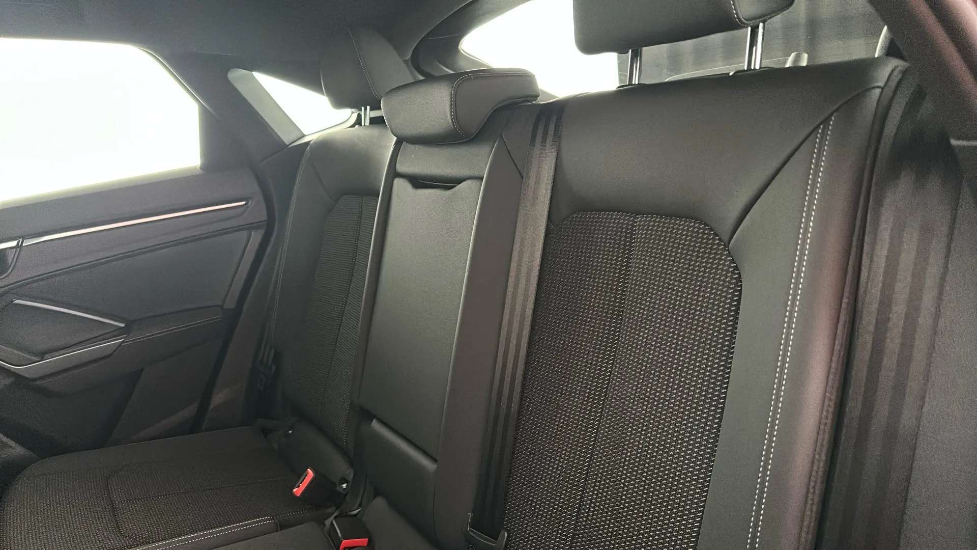 2021 AUDI Q3 2021 AUDI Q3