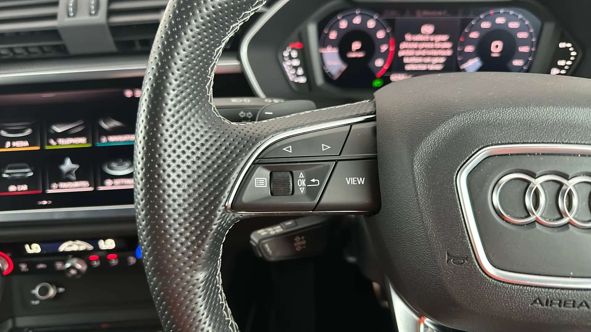 2021 AUDI Q3 2021 AUDI Q3
