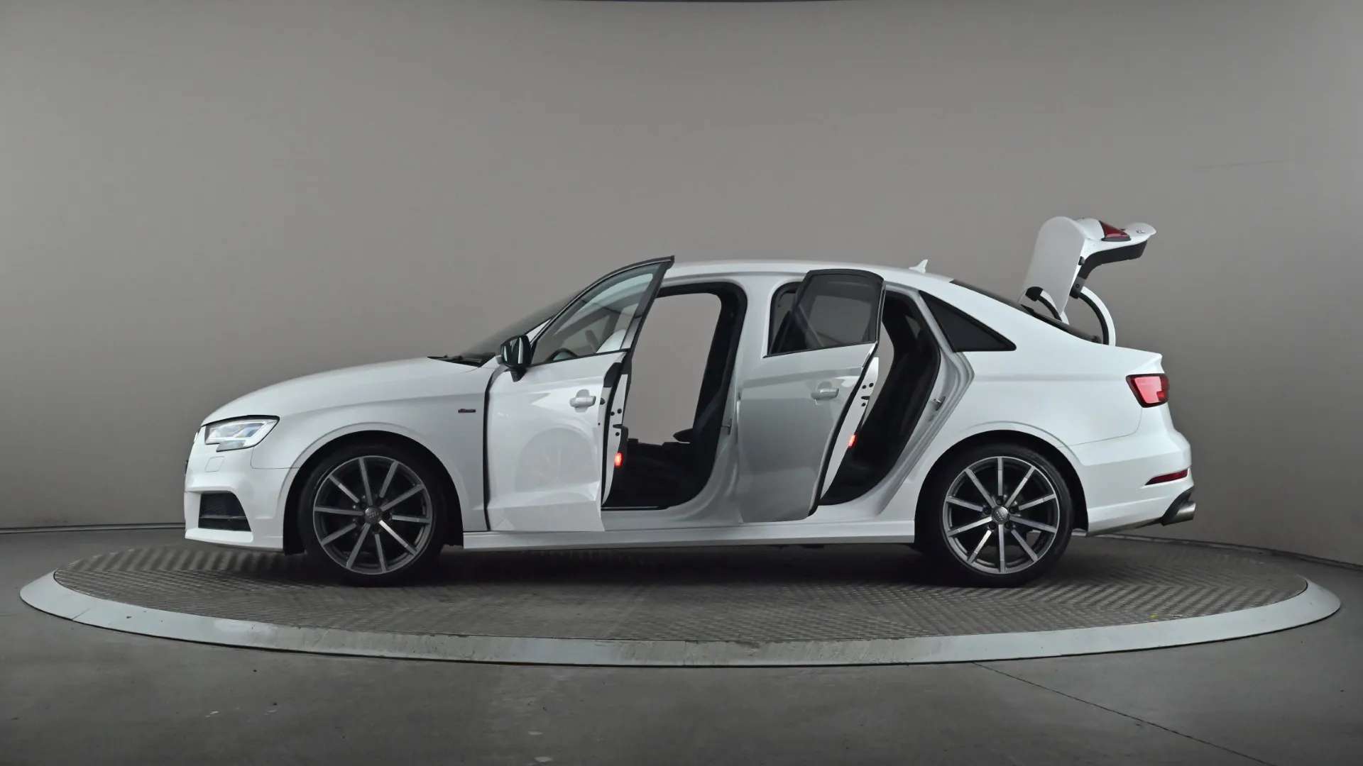 2017 AUDI A3 2017 AUDI A3