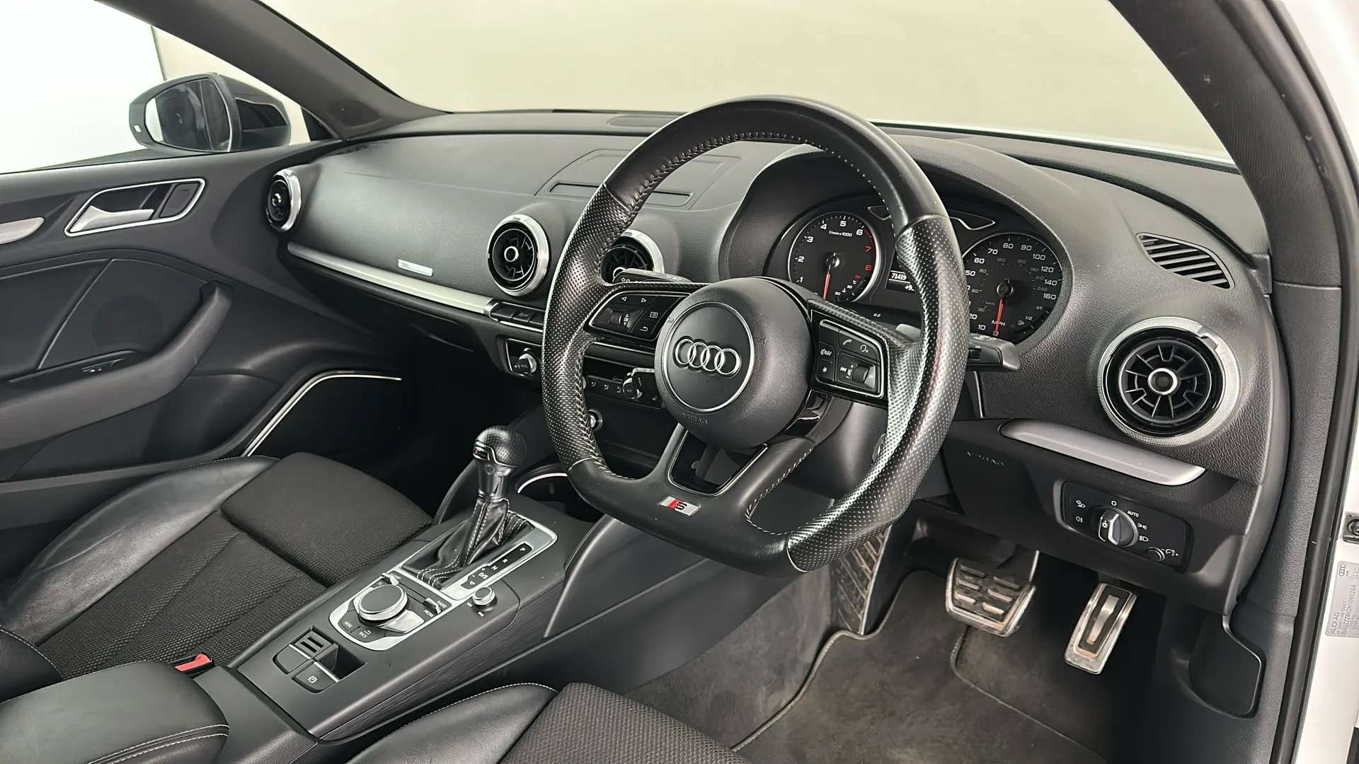 2017 AUDI A3 2017 AUDI A3