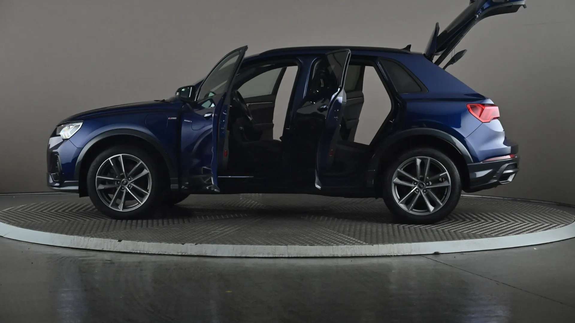 2022 AUDI Q3 2022 AUDI Q3