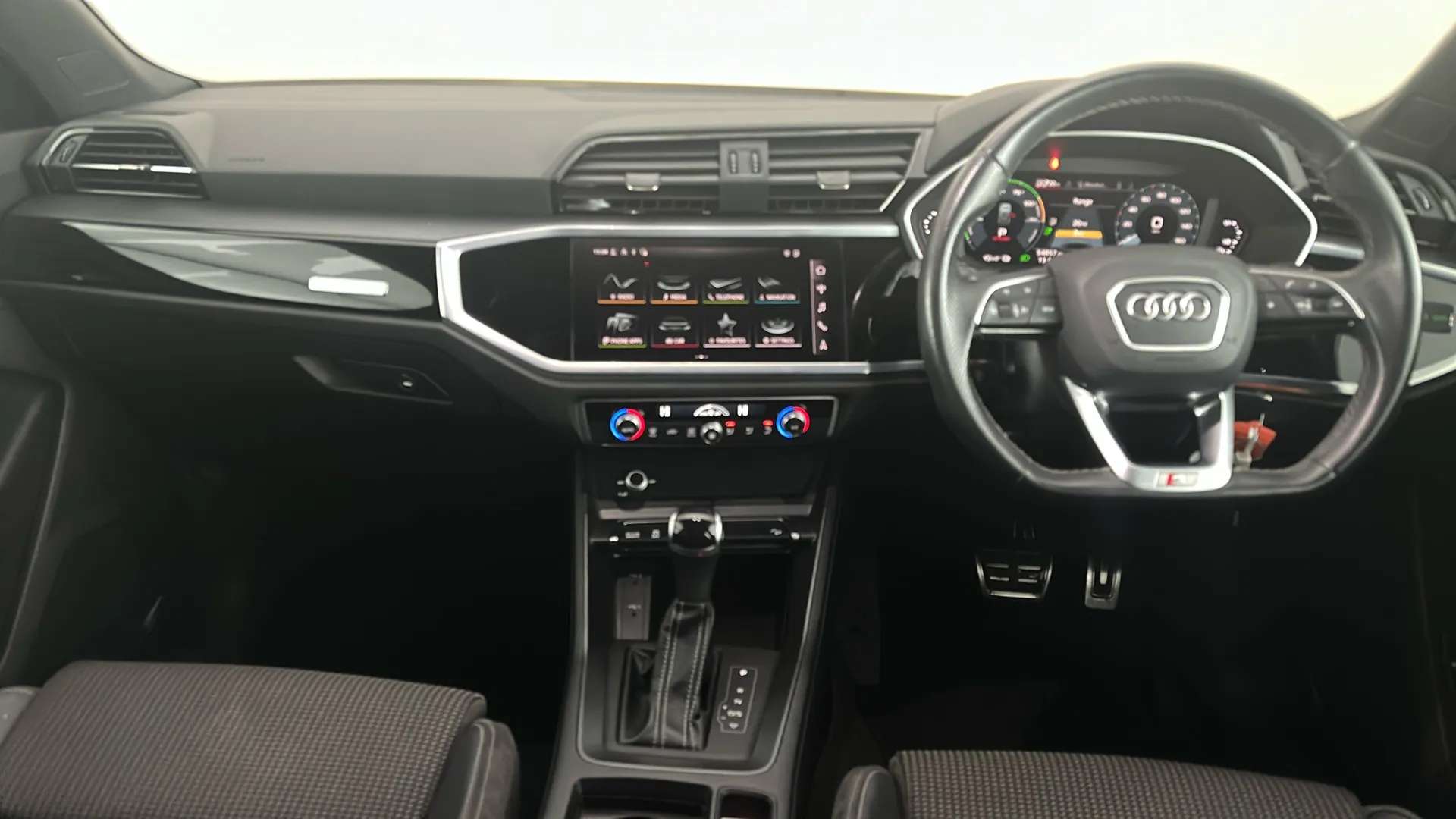 2022 AUDI Q3 2022 AUDI Q3