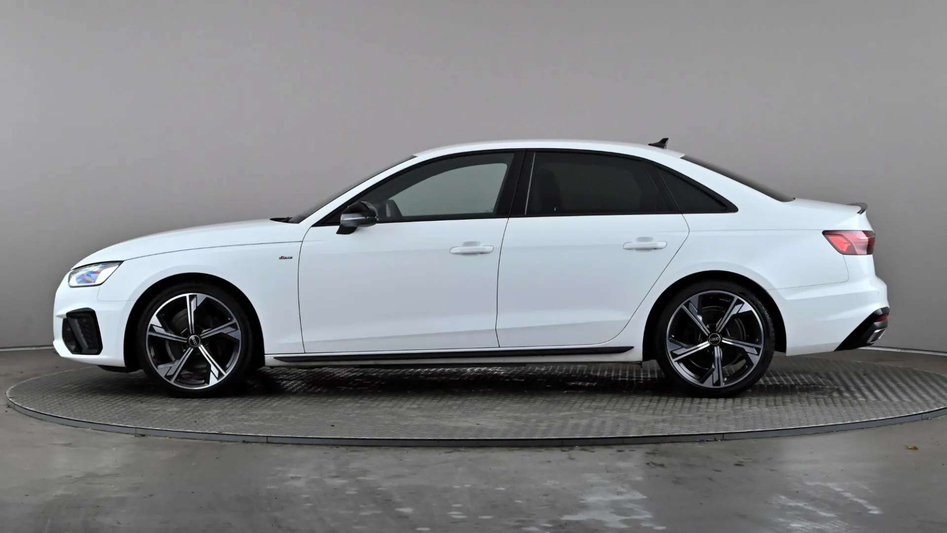 2022 AUDI A4 2022 AUDI A4