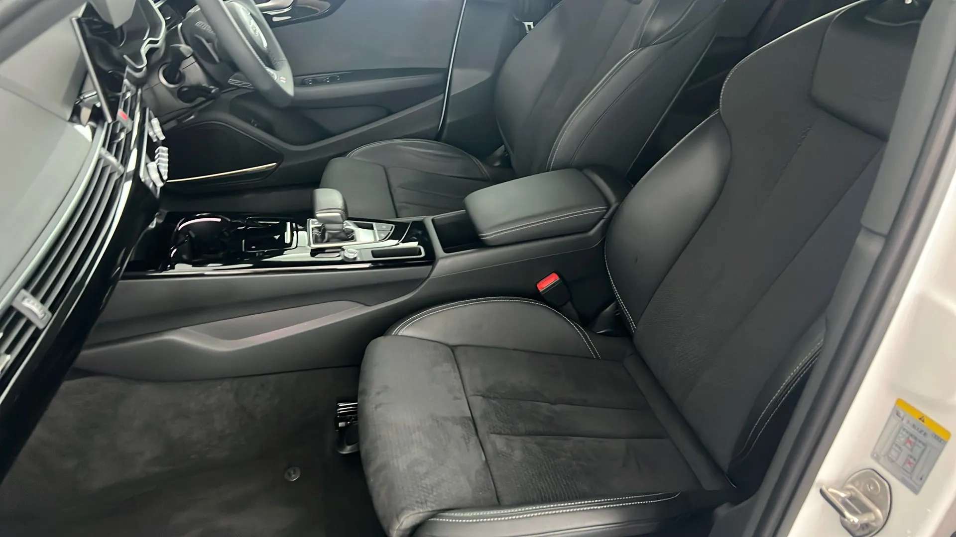 2022 AUDI A4 2022 AUDI A4