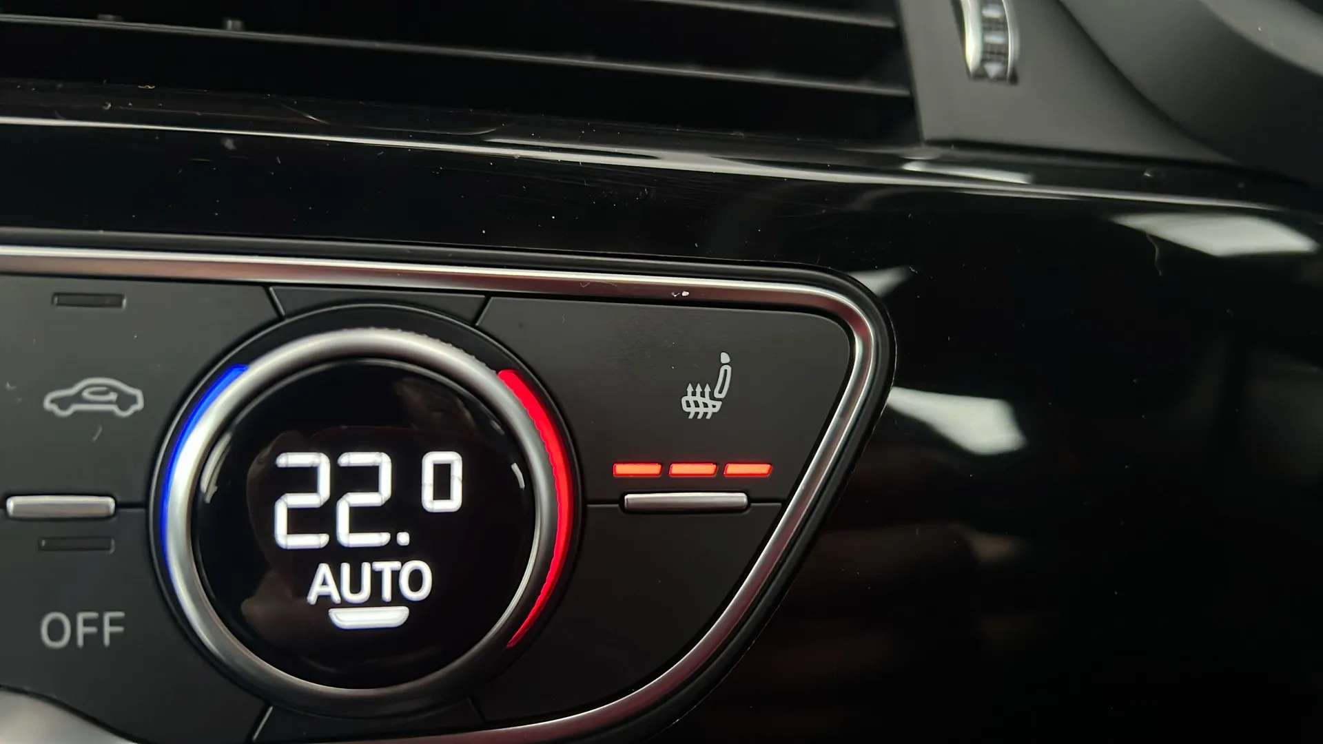 2022 AUDI A4 2022 AUDI A4