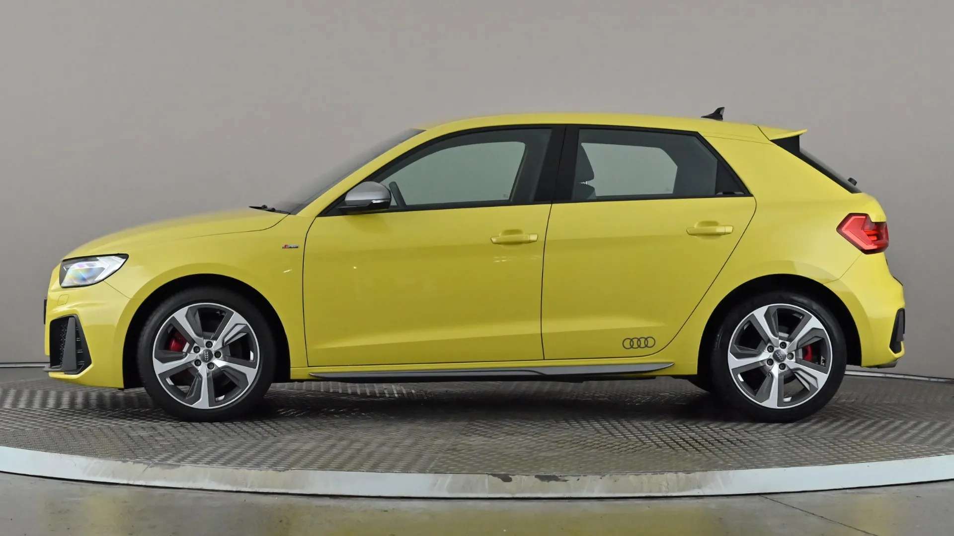 A 2019 AUDI A1 40 TFSI S Line Competition S Tronic A 2019 AUDI A1 40 TFSI S Line Competition S Tronic