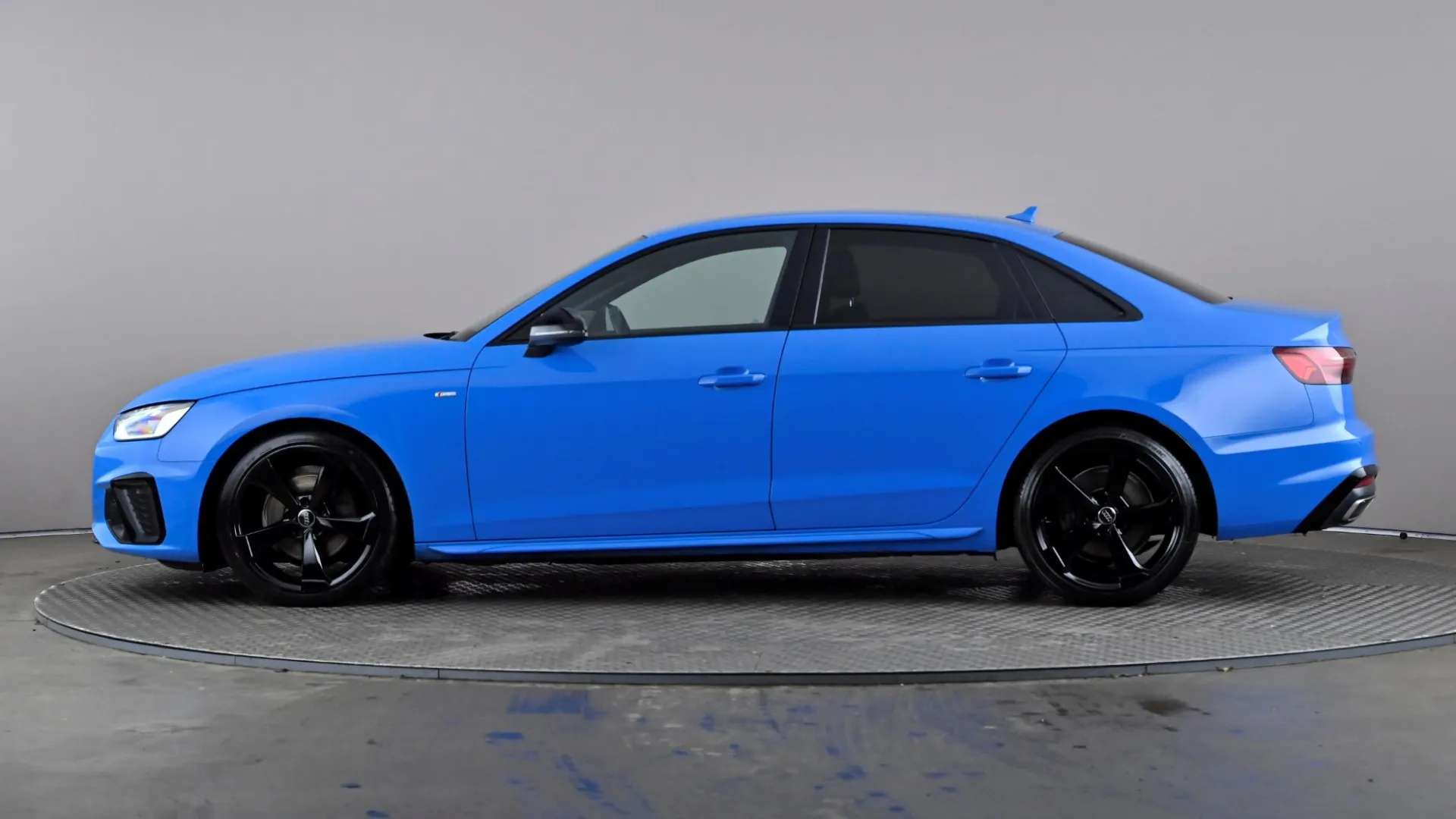 A 2020 AUDI A4 35 TFSI Black Edition S Tronic A 2020 AUDI A4 35 TFSI Black Edition S Tronic