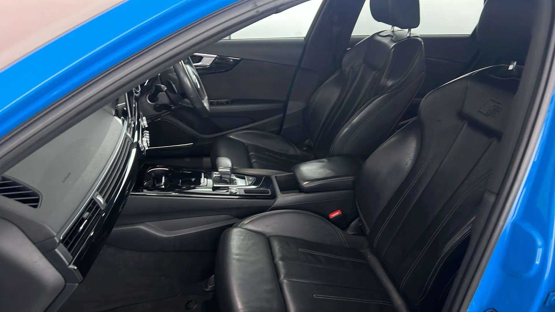 2020 AUDI A4 2020 AUDI A4