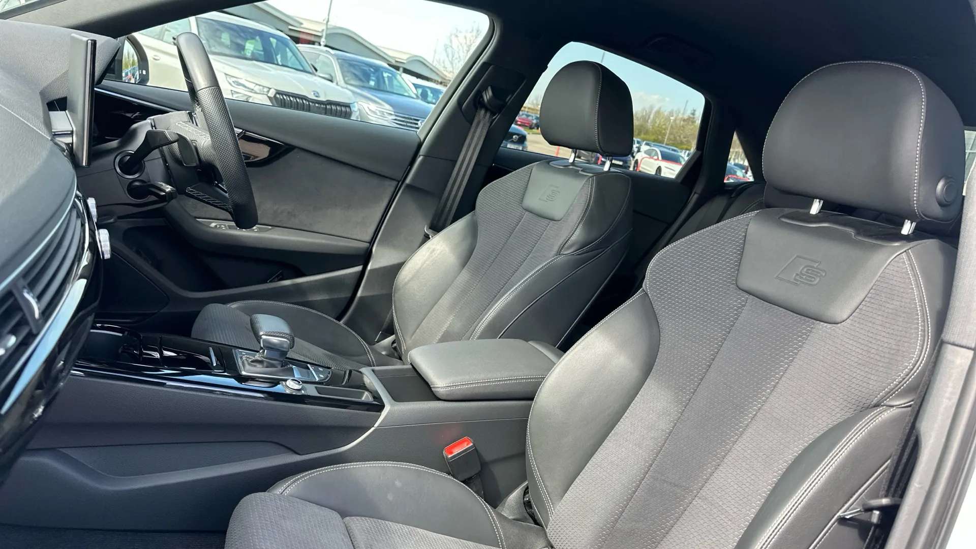 2023 AUDI A4 2023 AUDI A4