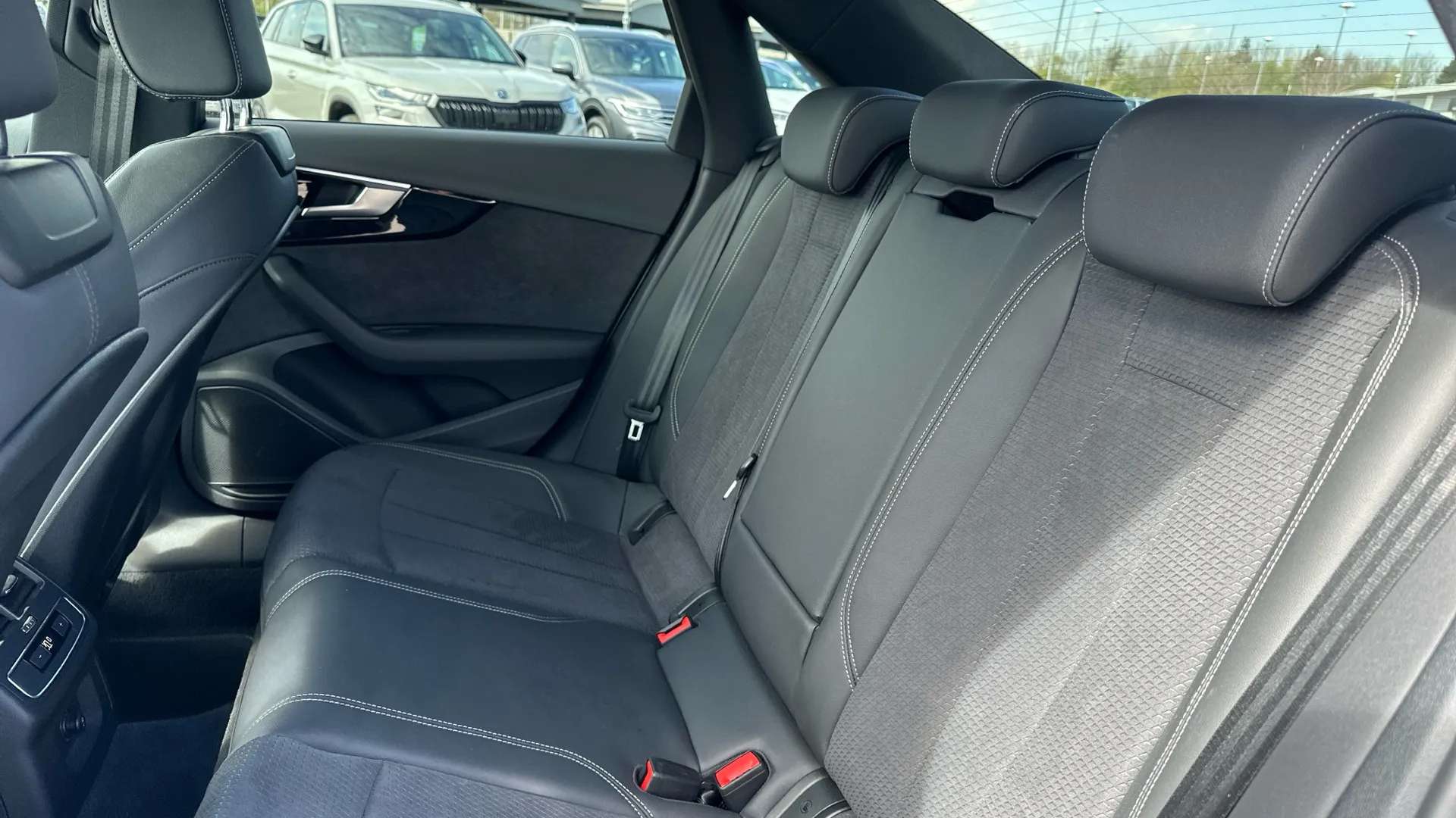 2023 AUDI A4 2023 AUDI A4