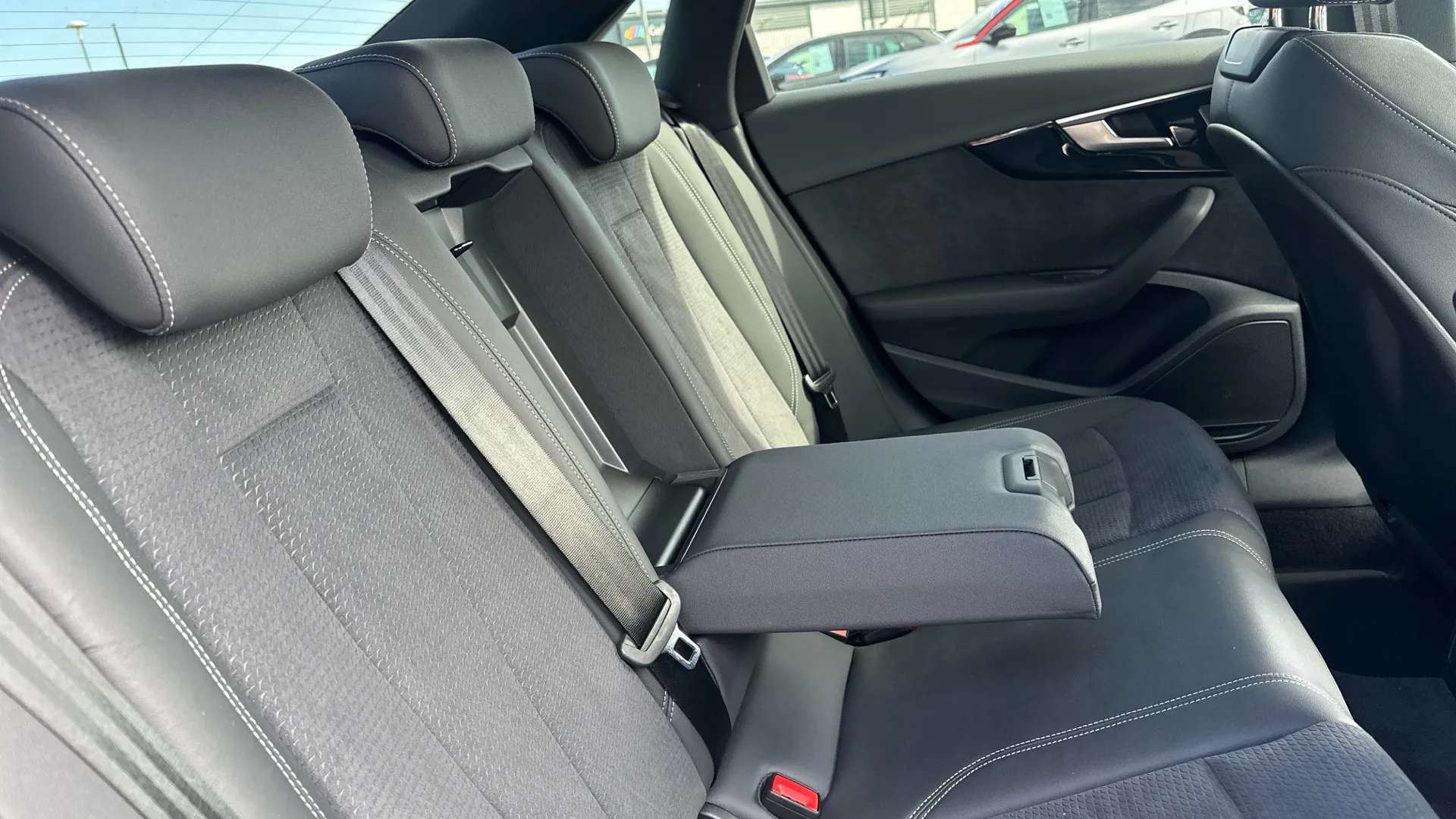 2023 AUDI A4 2023 AUDI A4