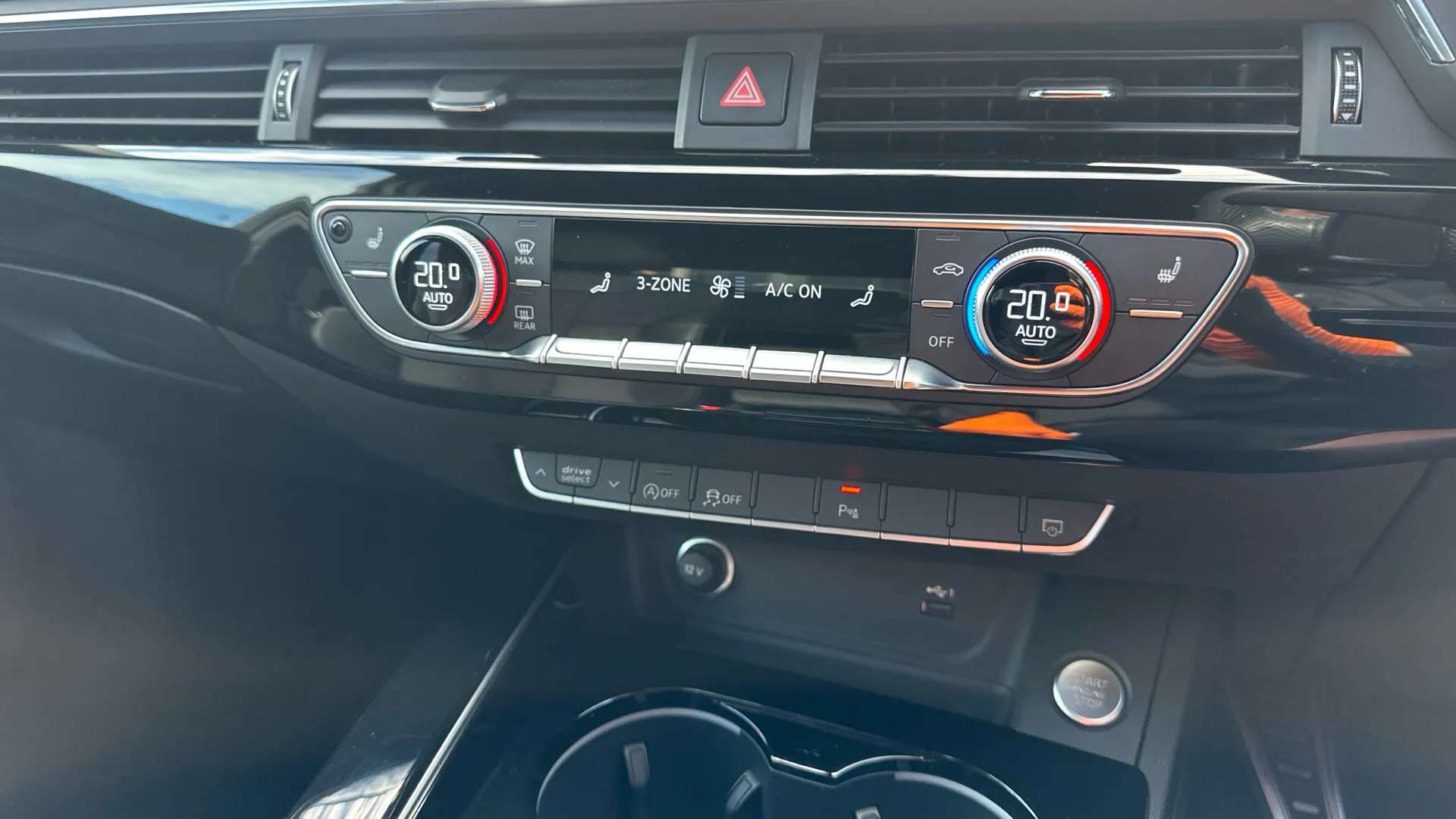 2023 AUDI A4 2023 AUDI A4