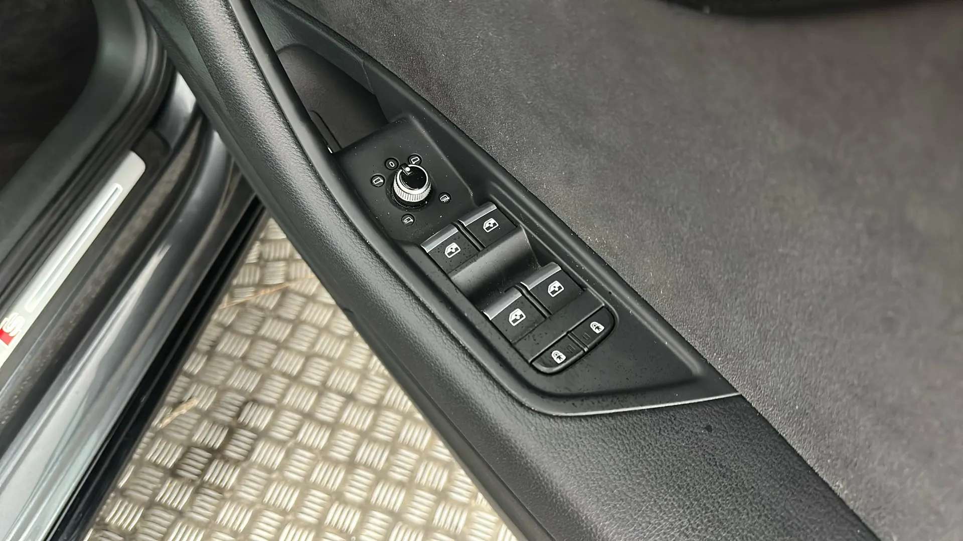 2023 AUDI A4 2023 AUDI A4
