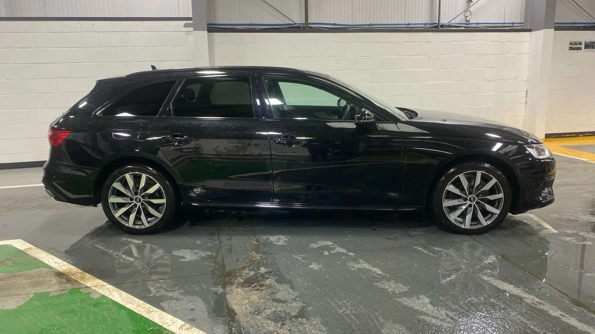 A 2021 AUDI A4 30 TDI Sport Edition S Tronic A 2021 AUDI A4 30 TDI Sport Edition S Tronic