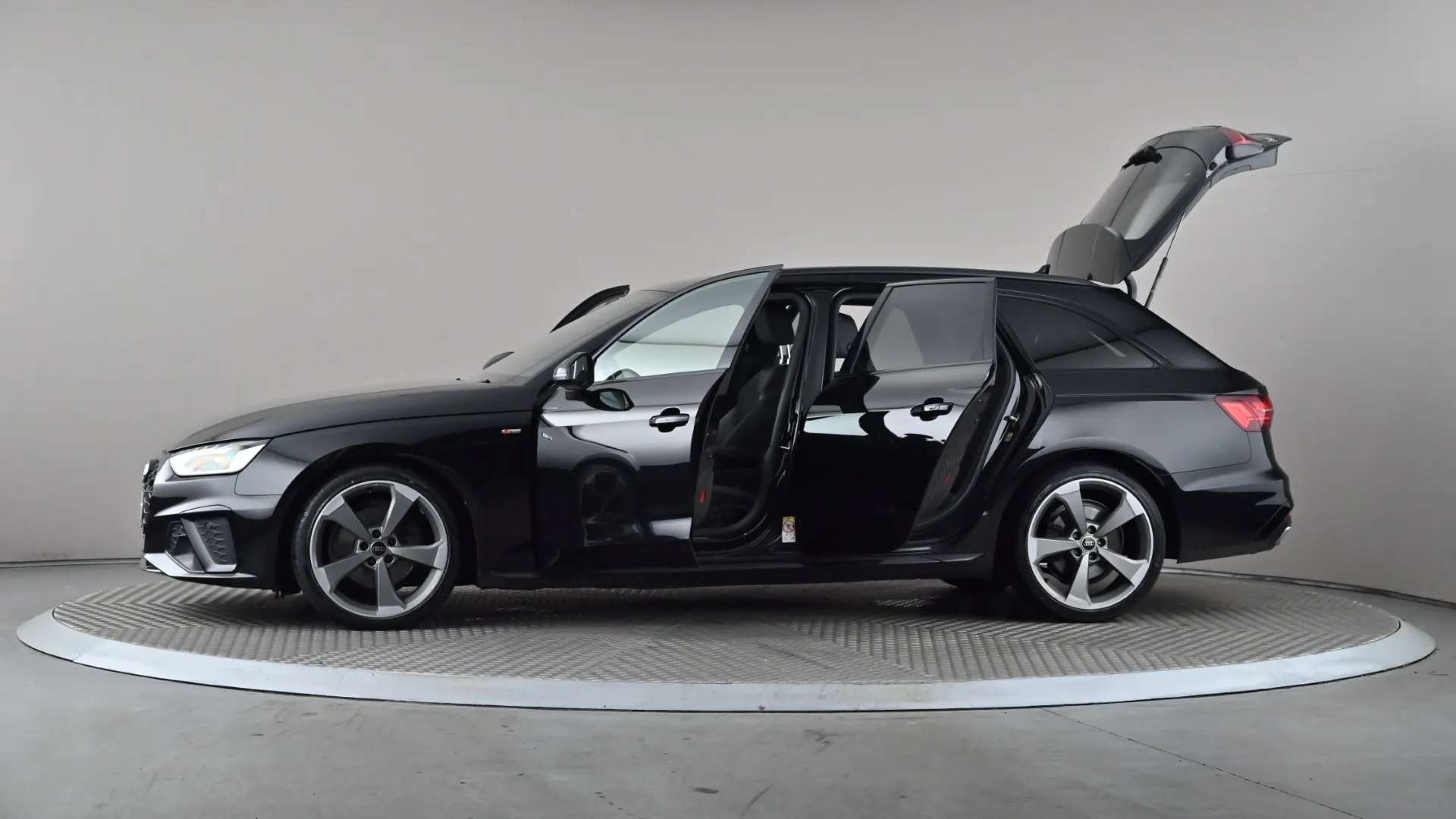 2021 AUDI A4 2021 AUDI A4