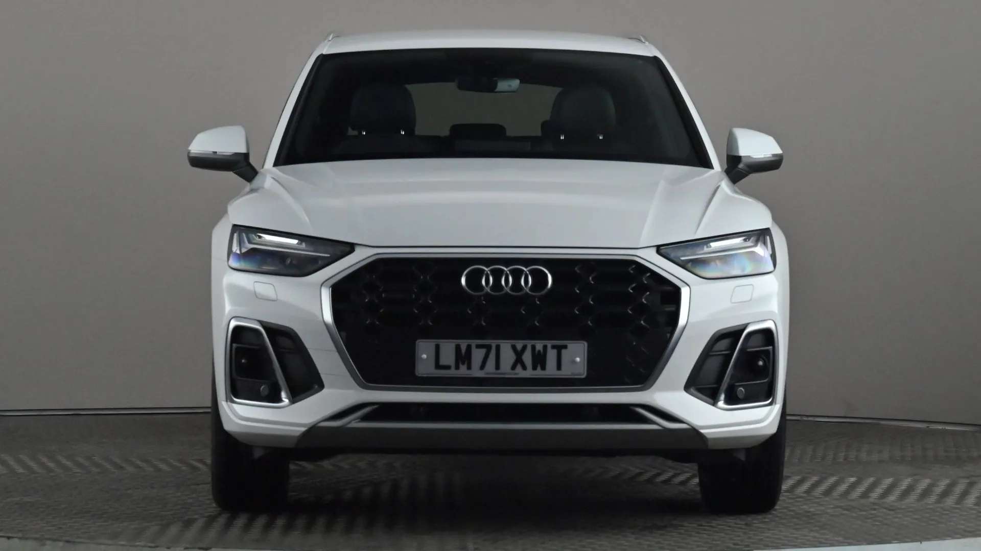 A 2021 AUDI Q5 55 TFSI e Quattro Competition S Tronic A 2021 AUDI Q5 55 TFSI e Quattro Competition S Tronic