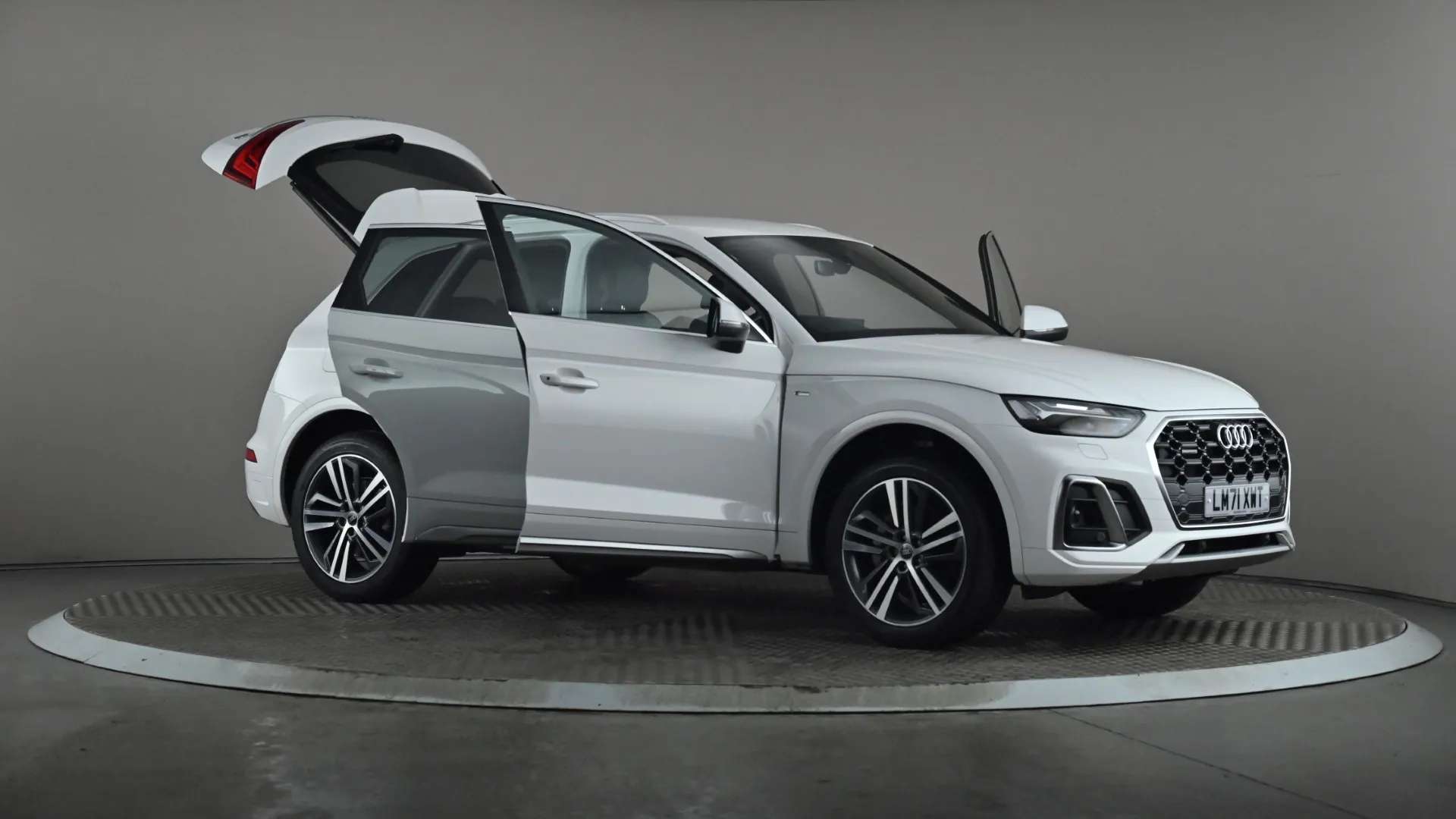 2021 AUDI Q5 2021 AUDI Q5