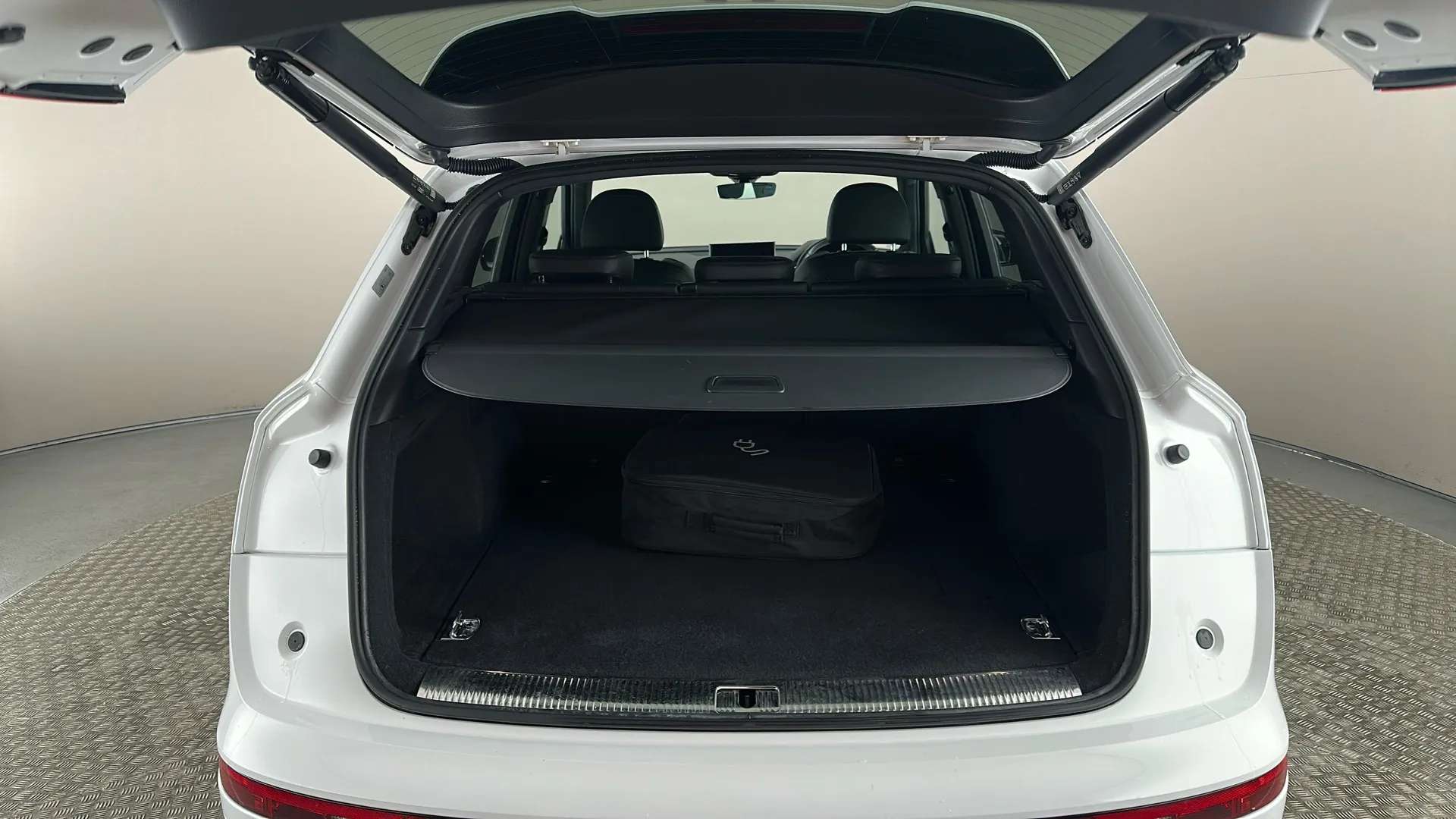 2021 AUDI Q5 2021 AUDI Q5
