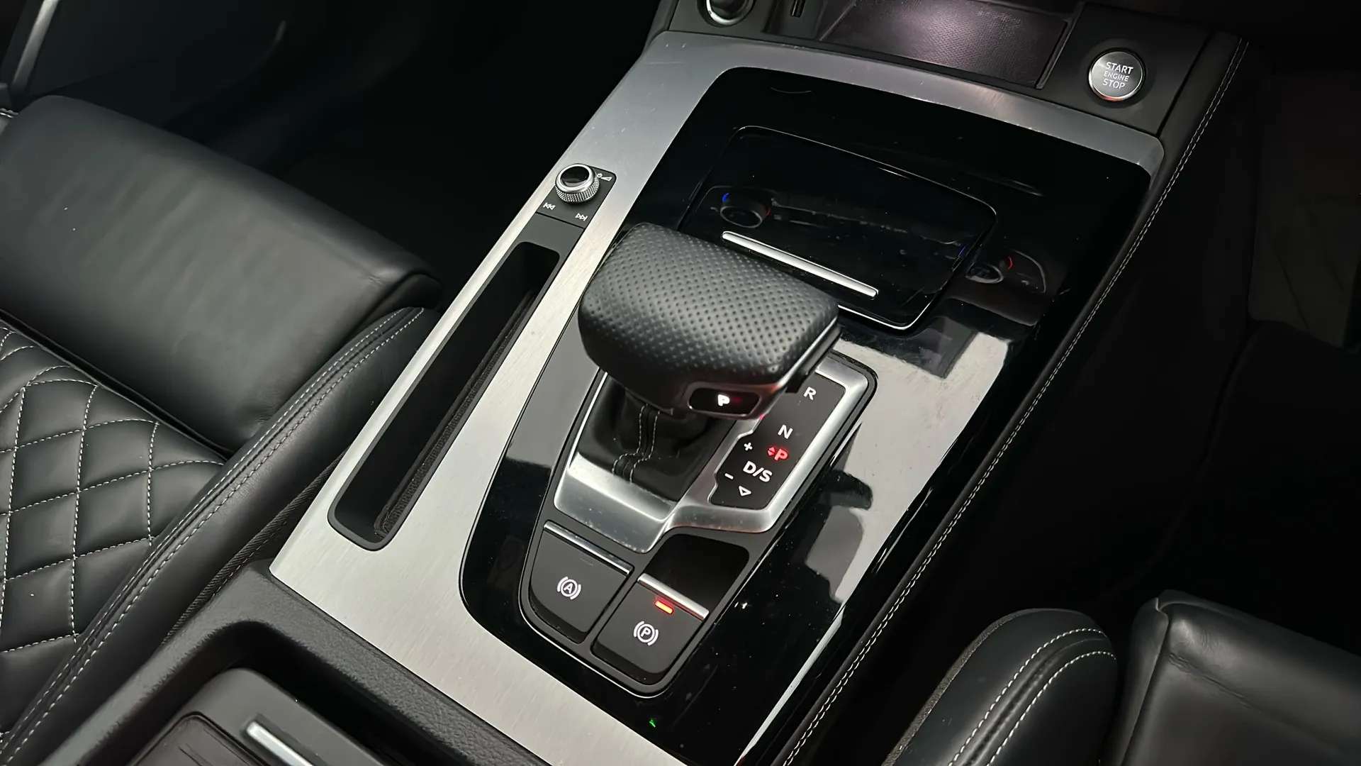 2021 AUDI Q5 2021 AUDI Q5