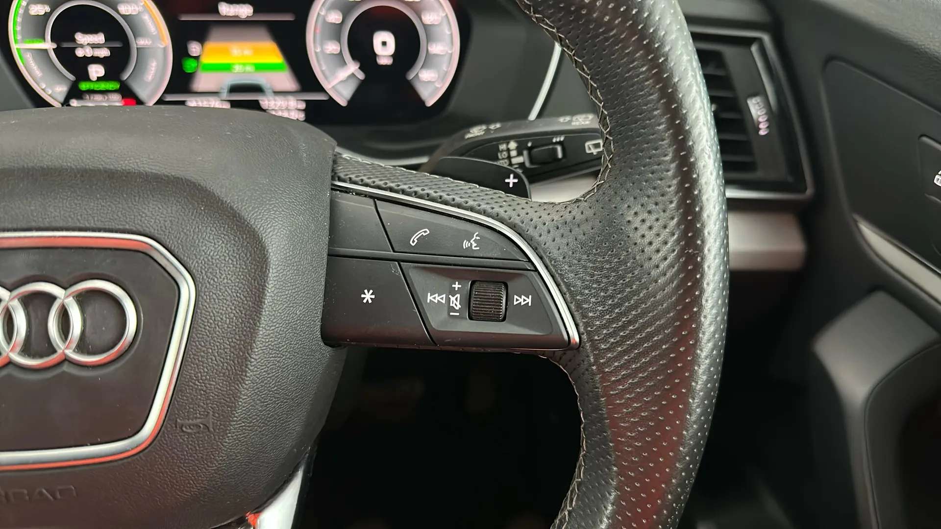 2021 AUDI Q5 2021 AUDI Q5