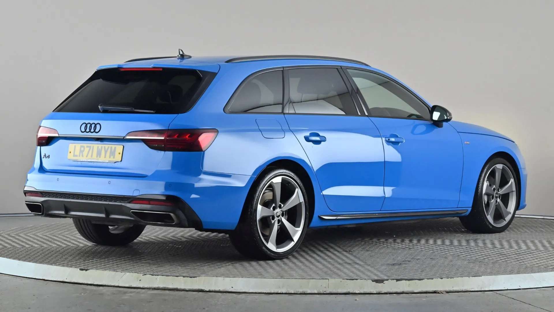 2021 AUDI A4 2021 AUDI A4