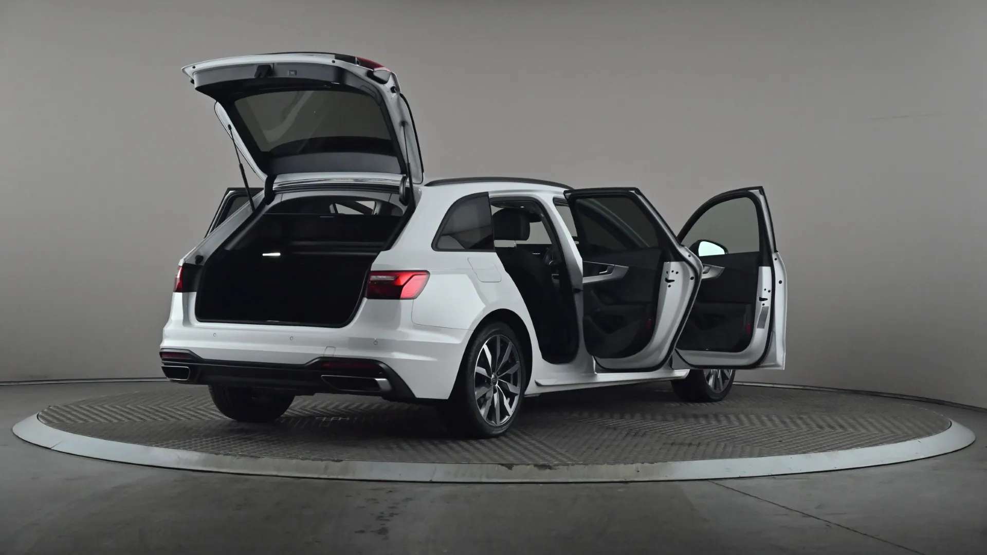 2023 AUDI A4 2023 AUDI A4