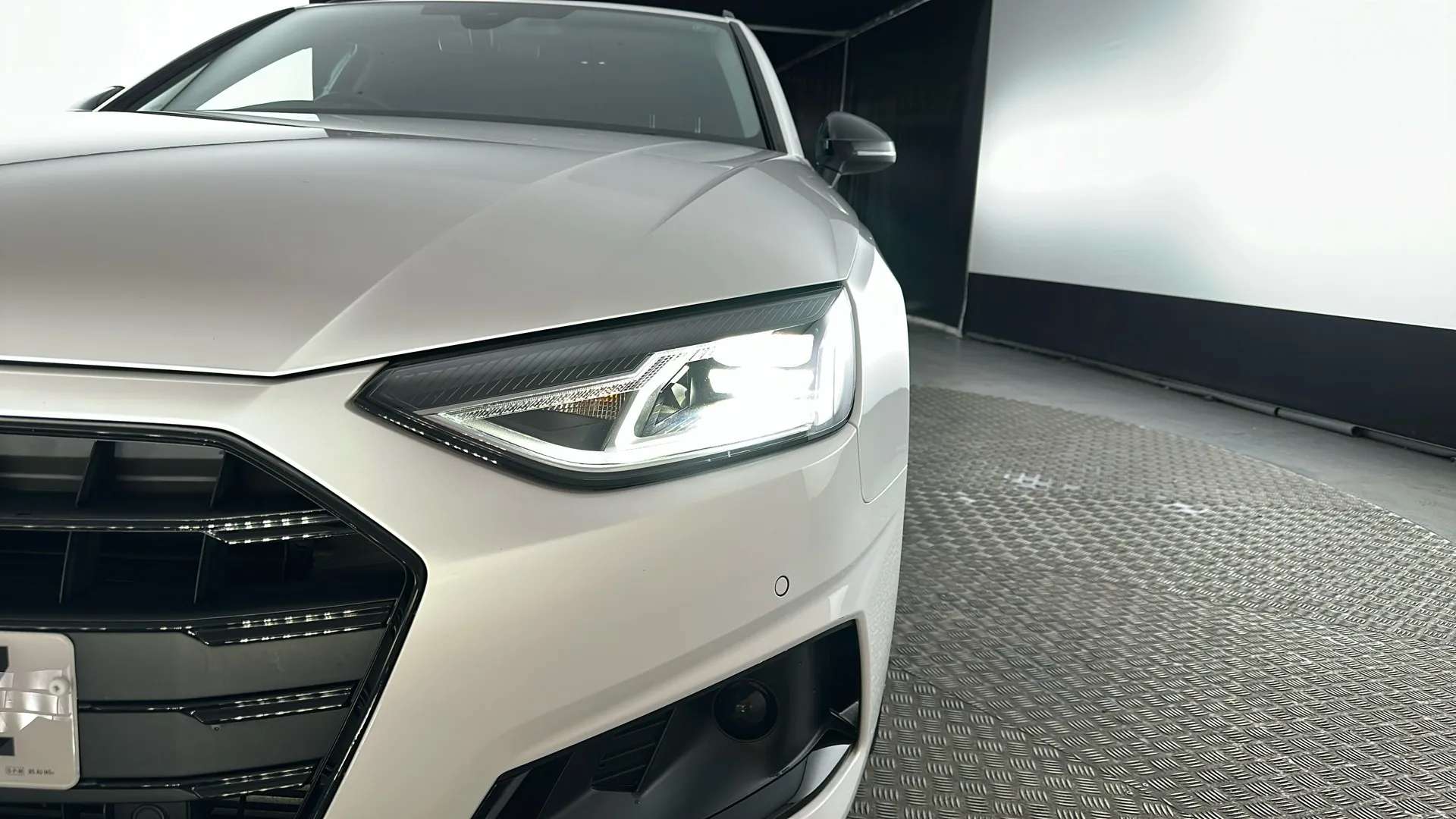 2023 AUDI A4 2023 AUDI A4