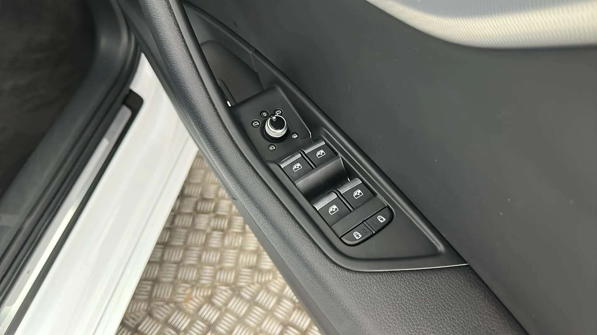 2023 AUDI A4 2023 AUDI A4