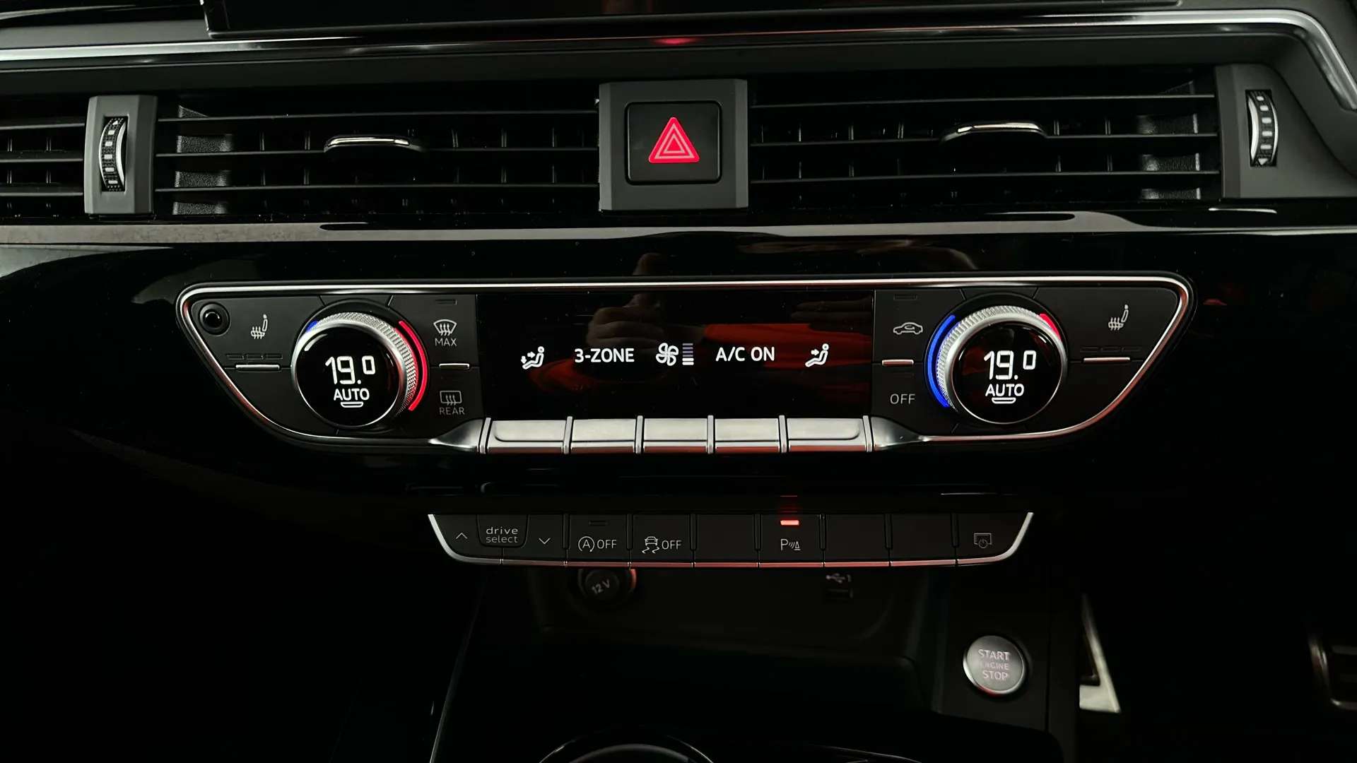 2024 AUDI A4 2024 AUDI A4
