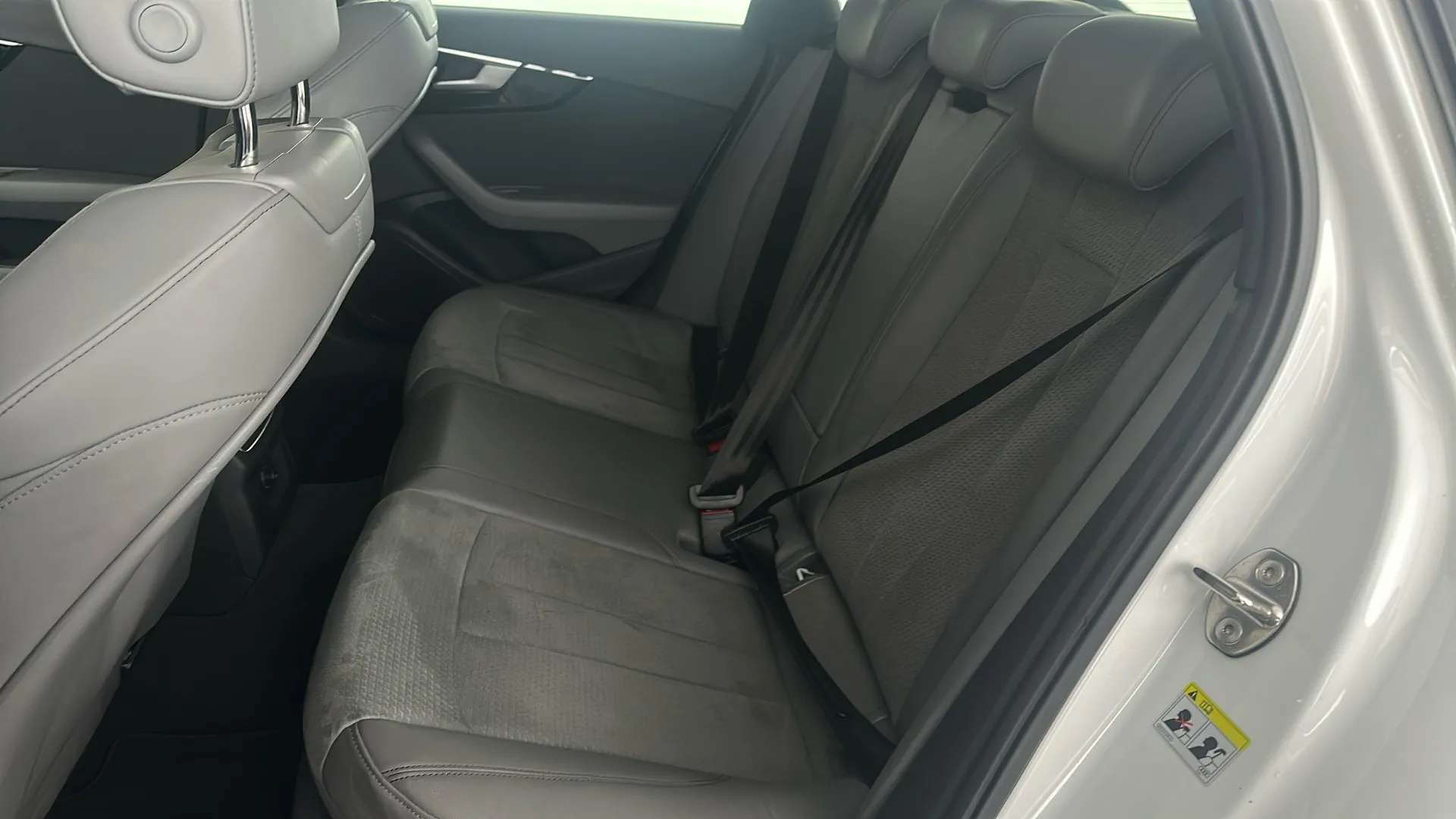 2023 AUDI A4 2023 AUDI A4