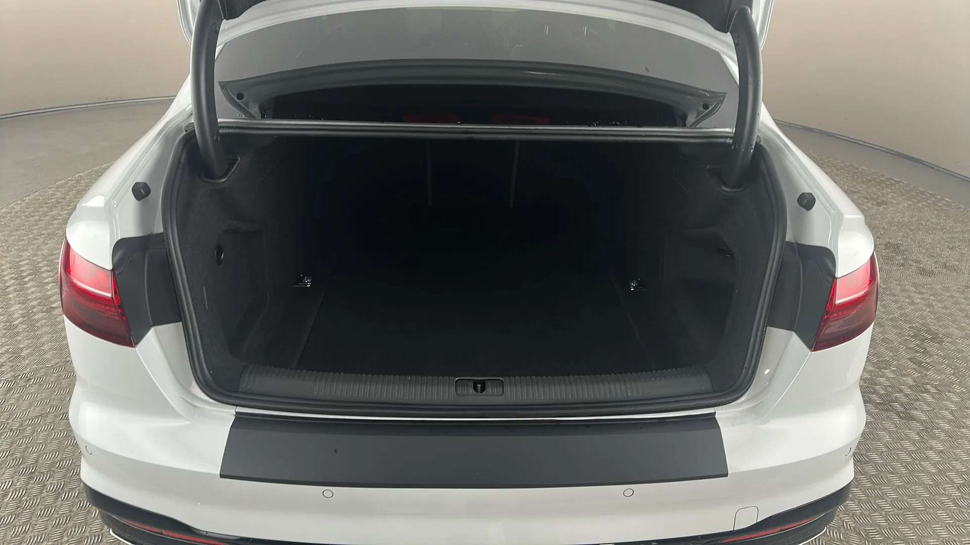 2023 AUDI A4 2023 AUDI A4