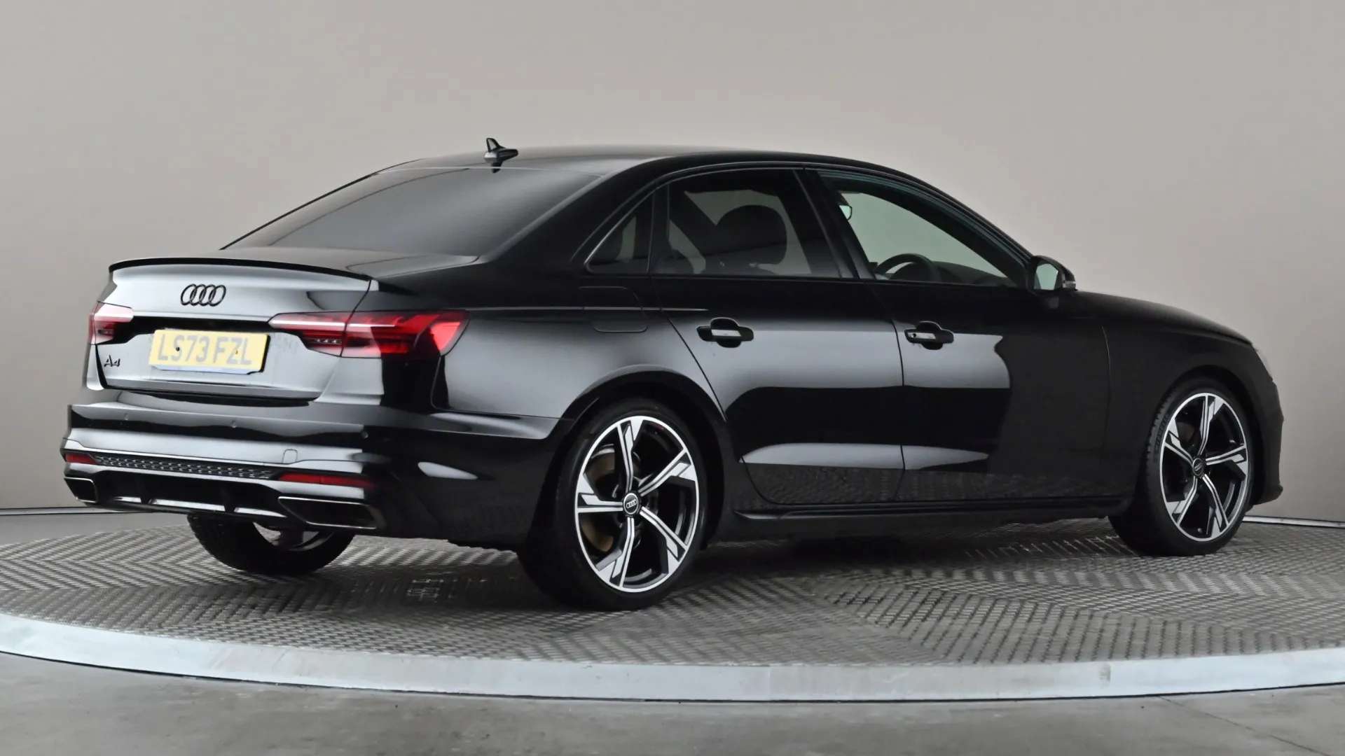 2023 AUDI A4 2023 AUDI A4