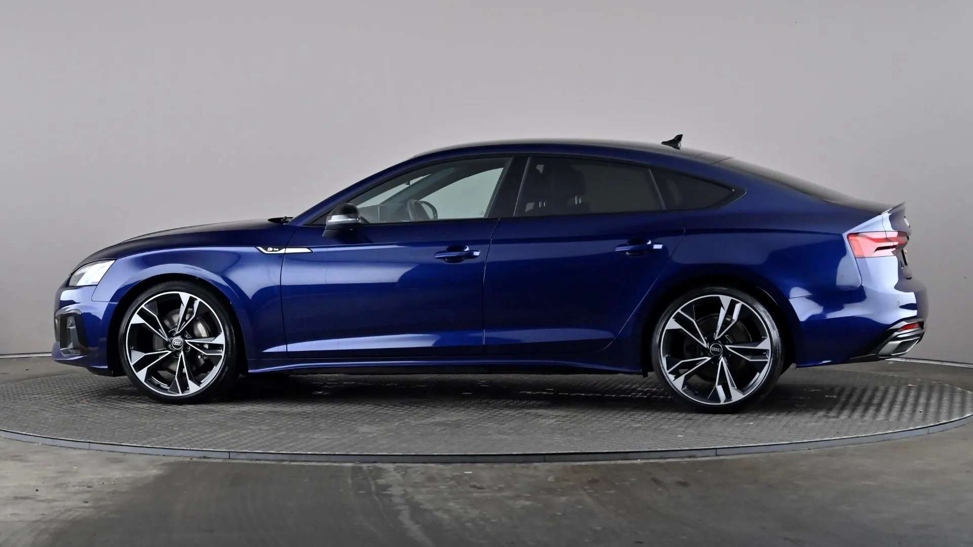 A 2022 AUDI A5 40 TFSI 204 Black Edition S Tronic A 2022 AUDI A5 40 TFSI 204 Black Edition S Tronic