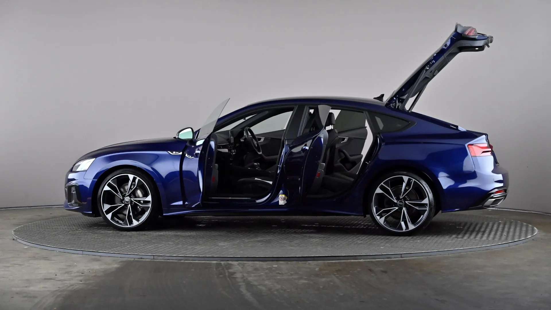 2022 AUDI A5 2022 AUDI A5