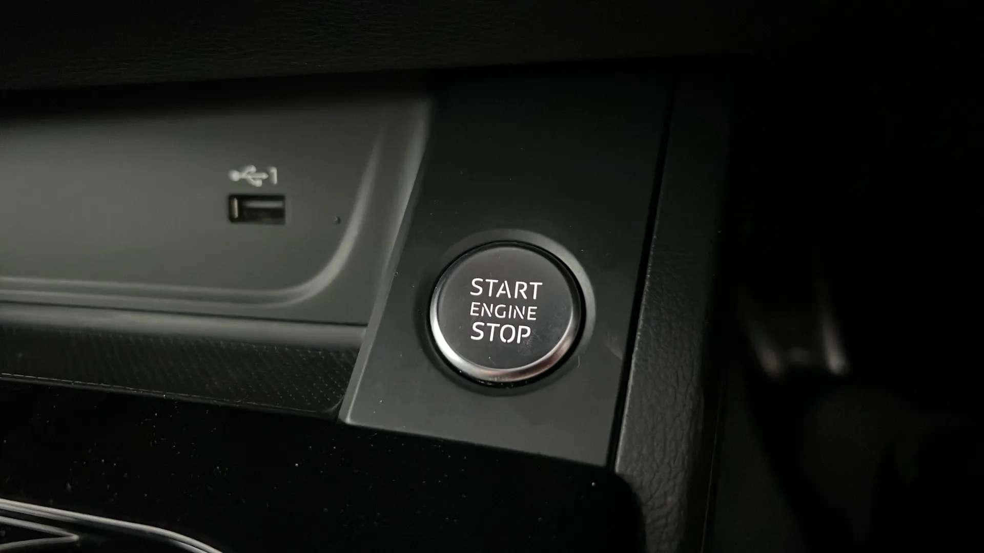 2022 AUDI A5 2022 AUDI A5