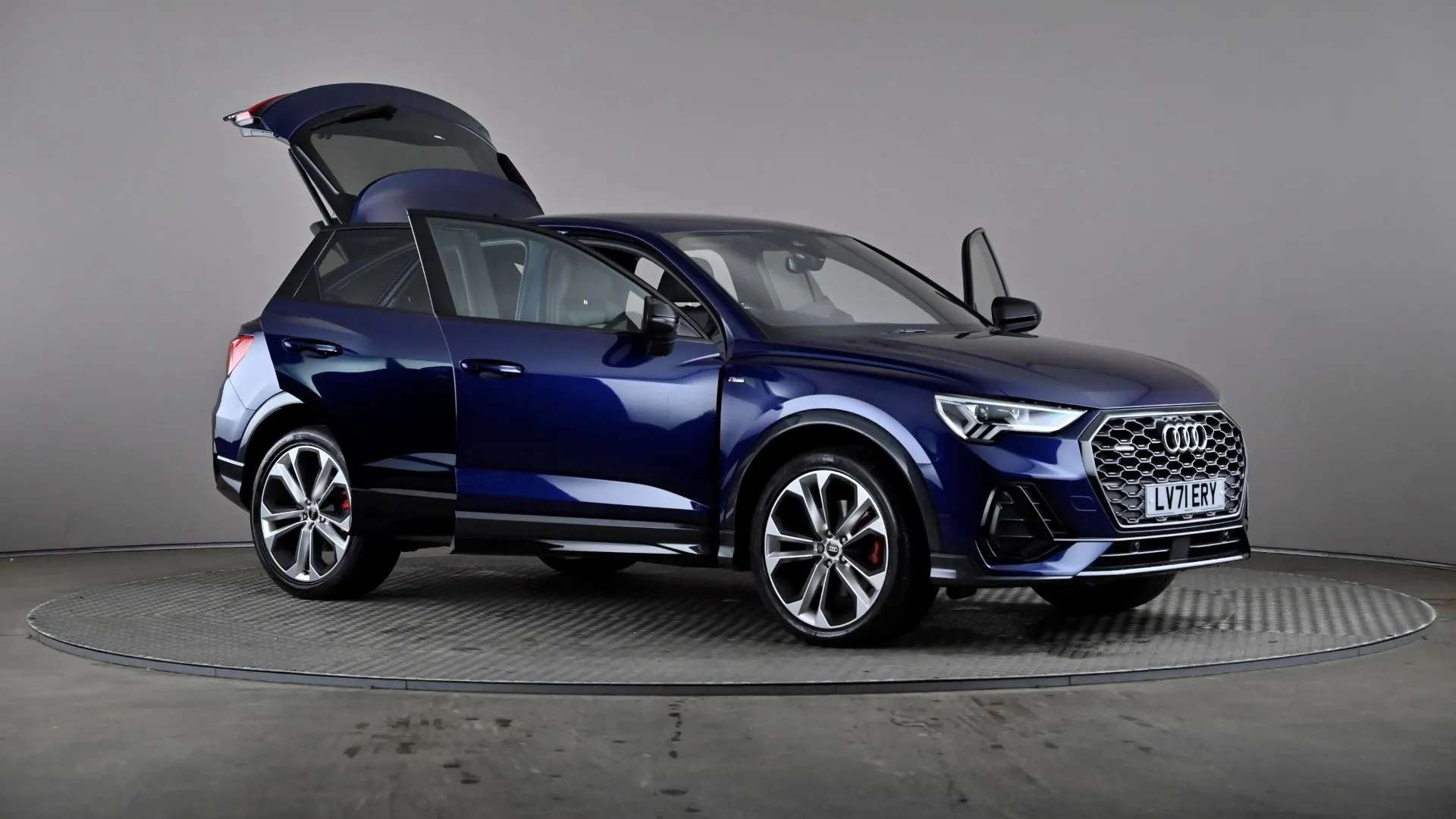 2021 AUDI Q3 2021 AUDI Q3