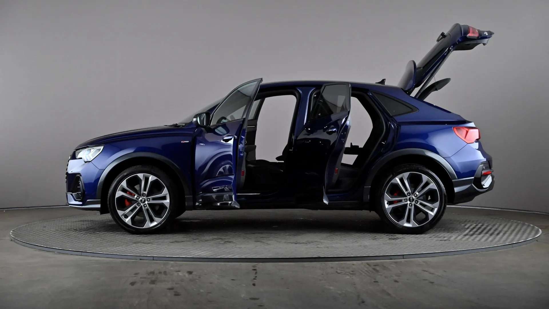 2021 AUDI Q3 2021 AUDI Q3