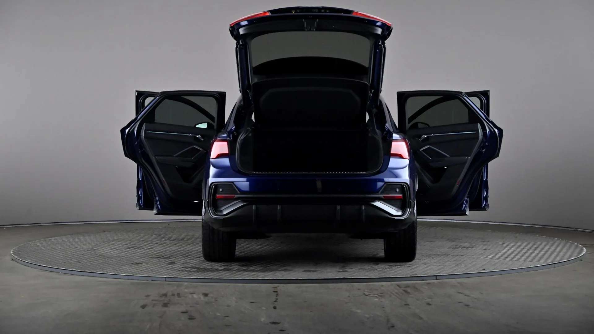 2021 AUDI Q3 2021 AUDI Q3