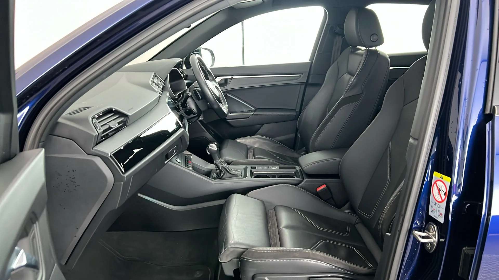 2021 AUDI Q3 2021 AUDI Q3