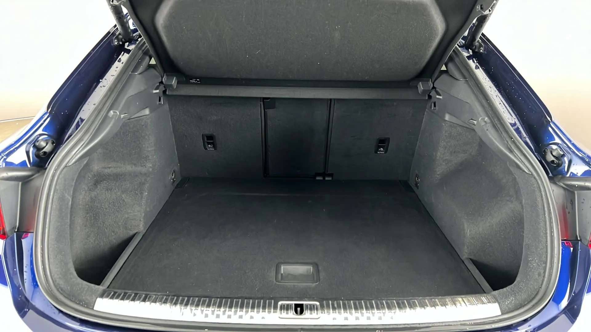 2021 AUDI Q3 2021 AUDI Q3
