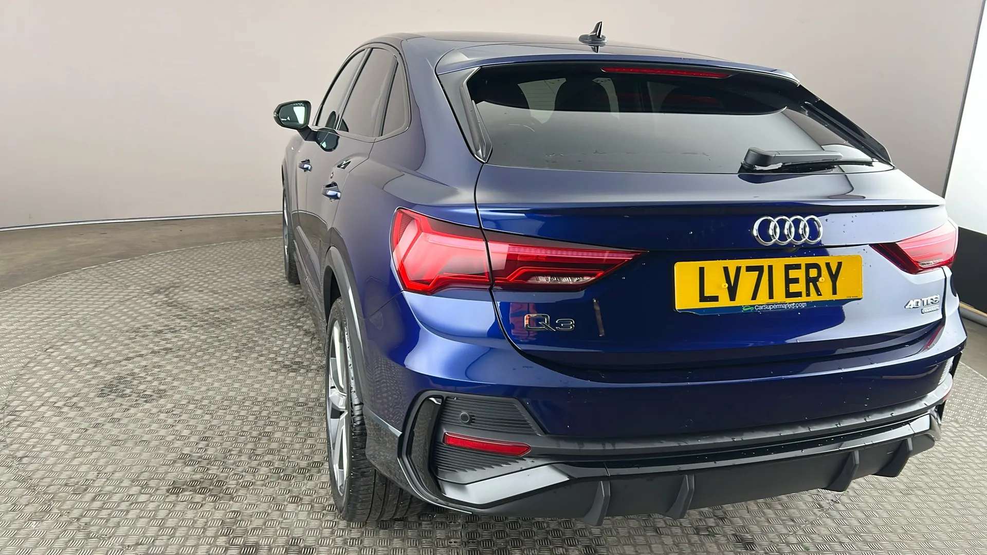 2021 AUDI Q3 2021 AUDI Q3