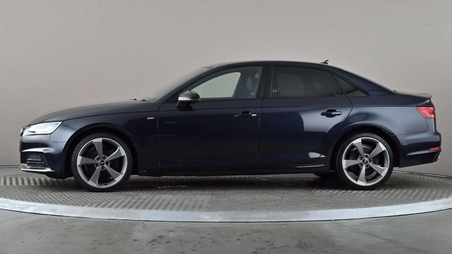 A 2017 AUDI A4 1.4T FSI Black Edition S Tronic A 2017 AUDI A4 1.4T FSI Black Edition S Tronic