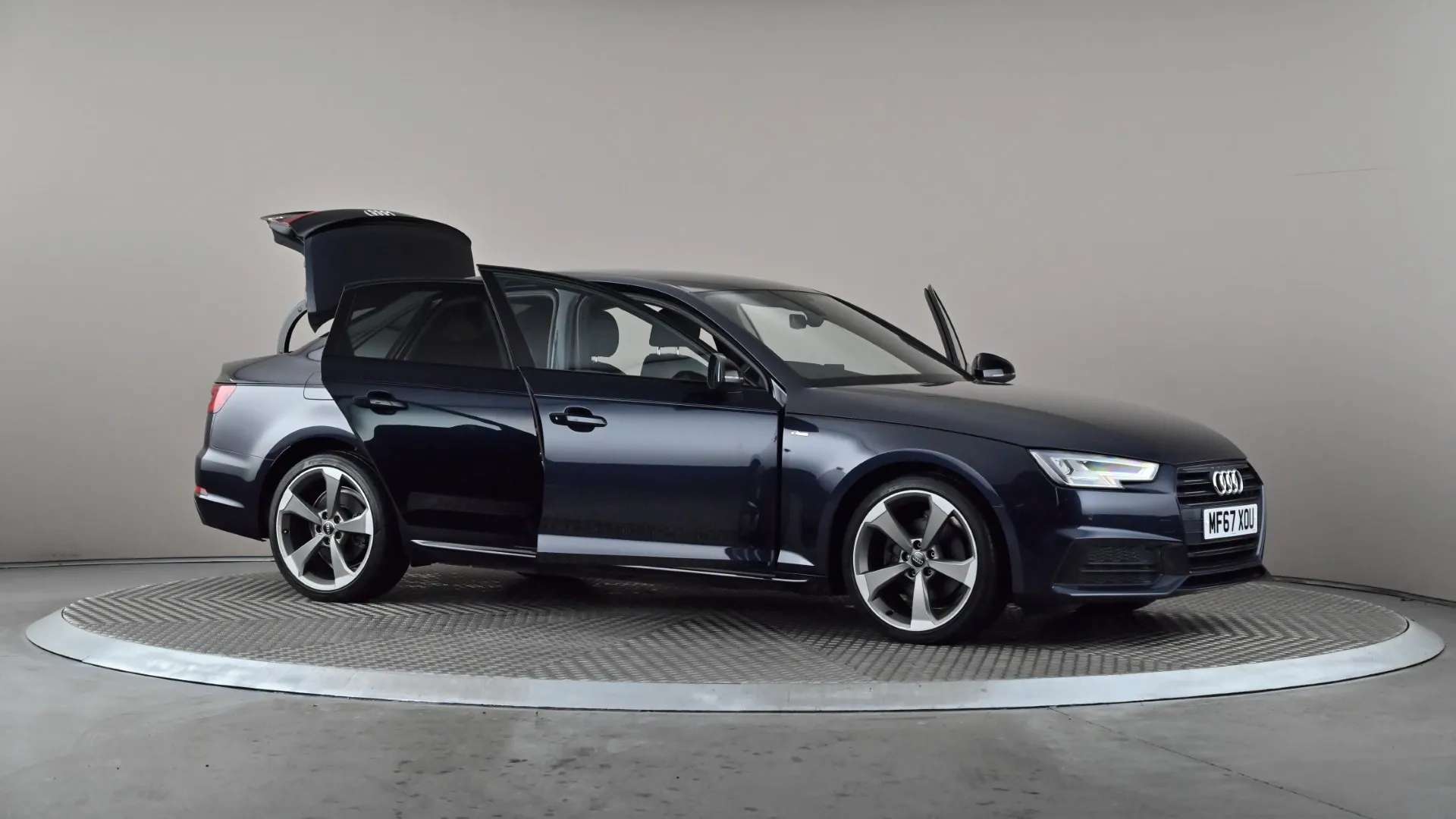 2017 AUDI A4 2017 AUDI A4